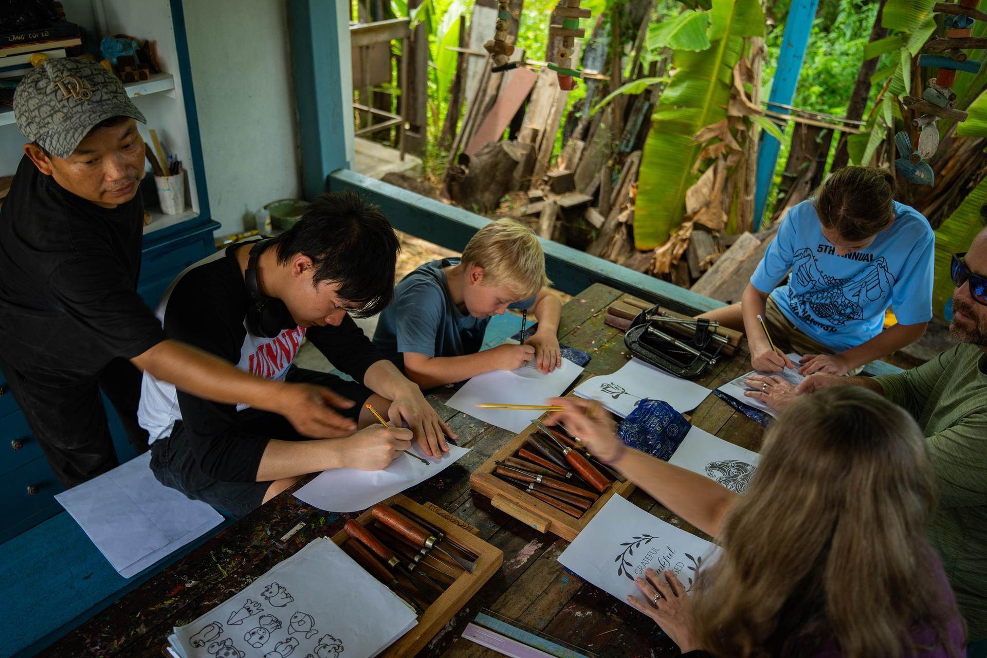Wood Carving Art Workshop at Cui Lu Village in Hoi An - Thumbnail 5