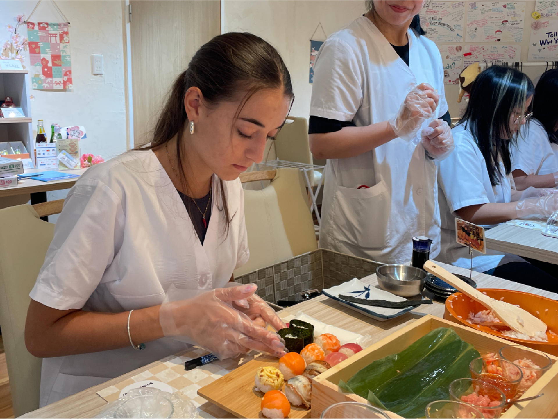 Osaka: Let’s be a Sushi Master in Namba! Same-day bookings welcome! - Thumbnail 19