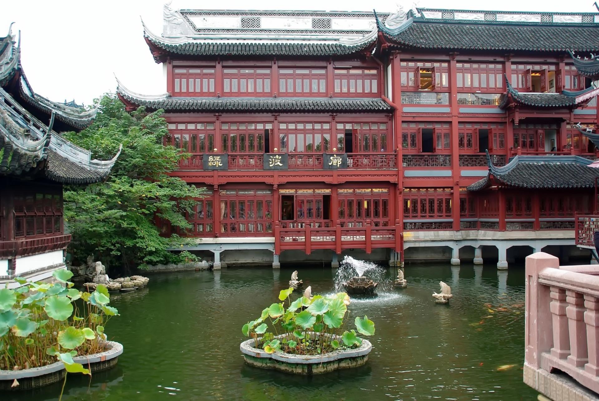 Oriental Pearl Tower&the Bund&Yu Garden 1-Day Charter - Thumbnail 2