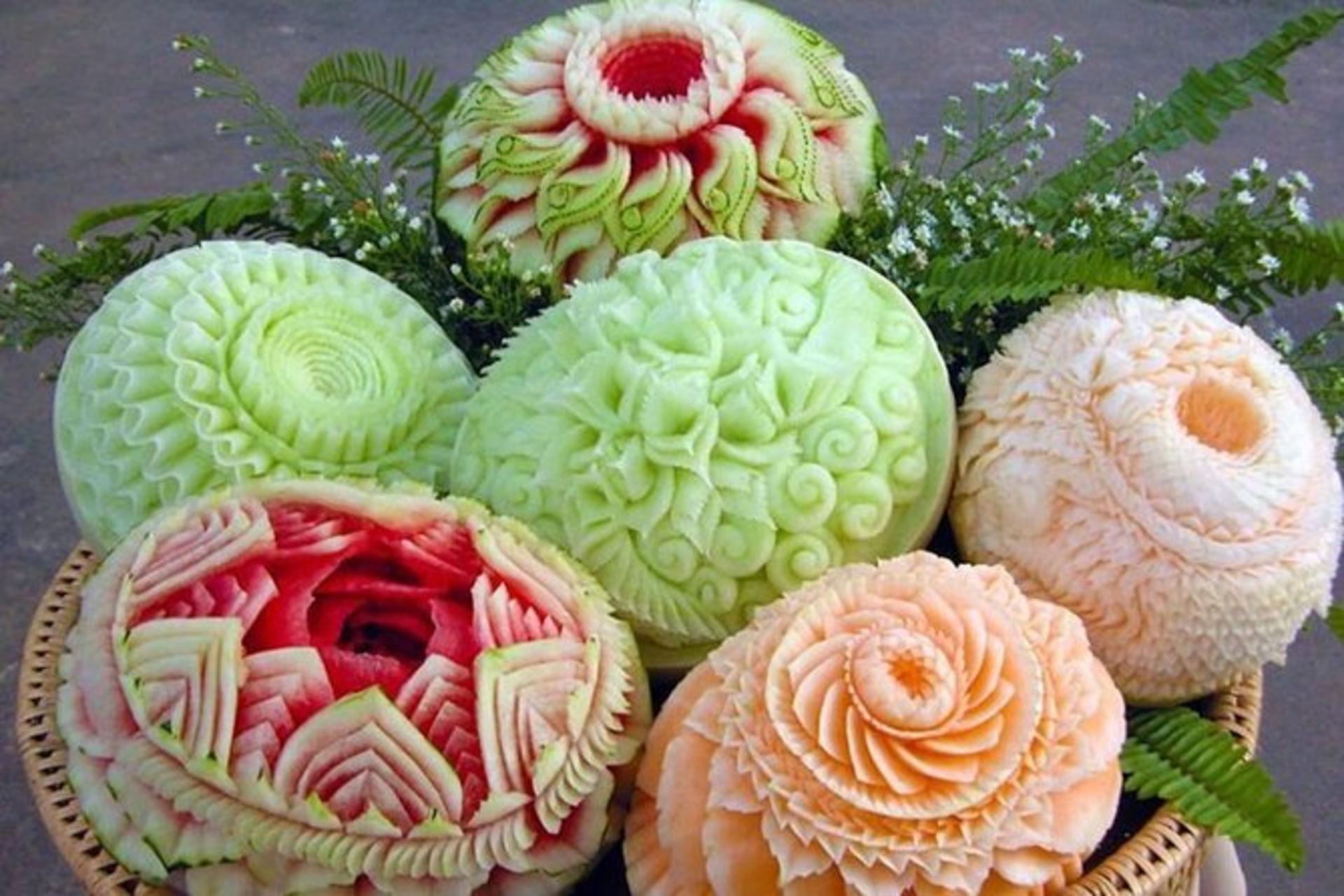 Traditional Thai Fruit and Vegetable Carving Class - Thumbnail 25
