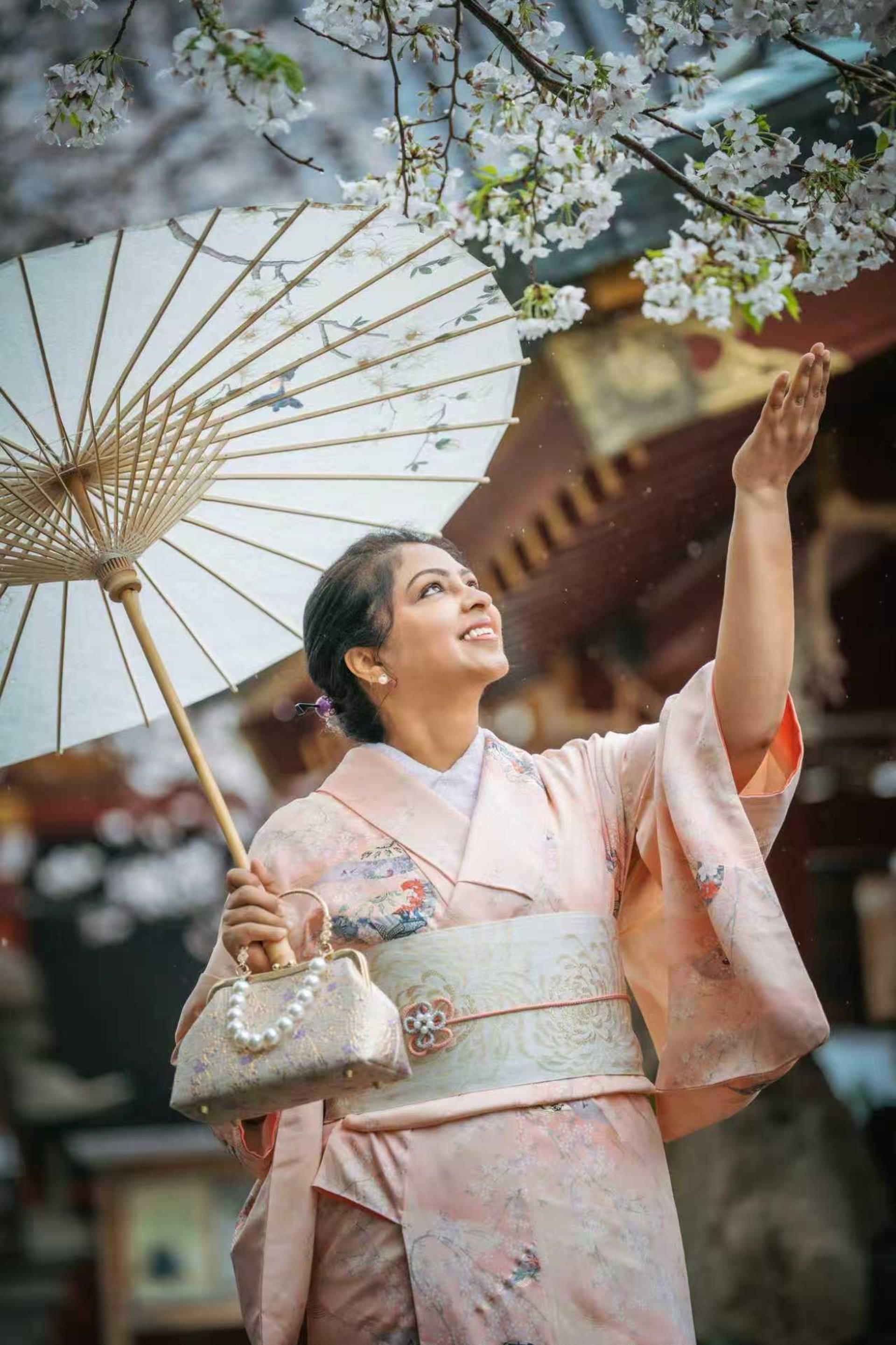 Asakusa Kimono Rental & Photography by KIMONO-U - Thumbnail 41