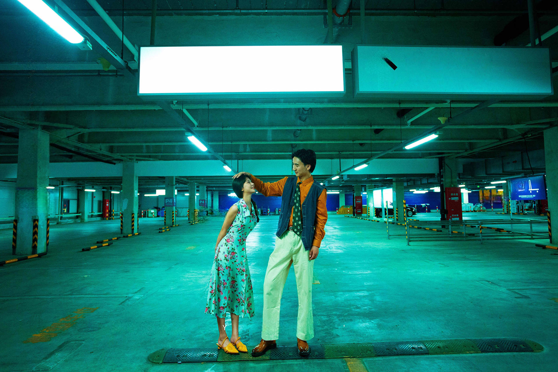The Bund/Wukang Road Couple Travel Photography - Thumbnail 17