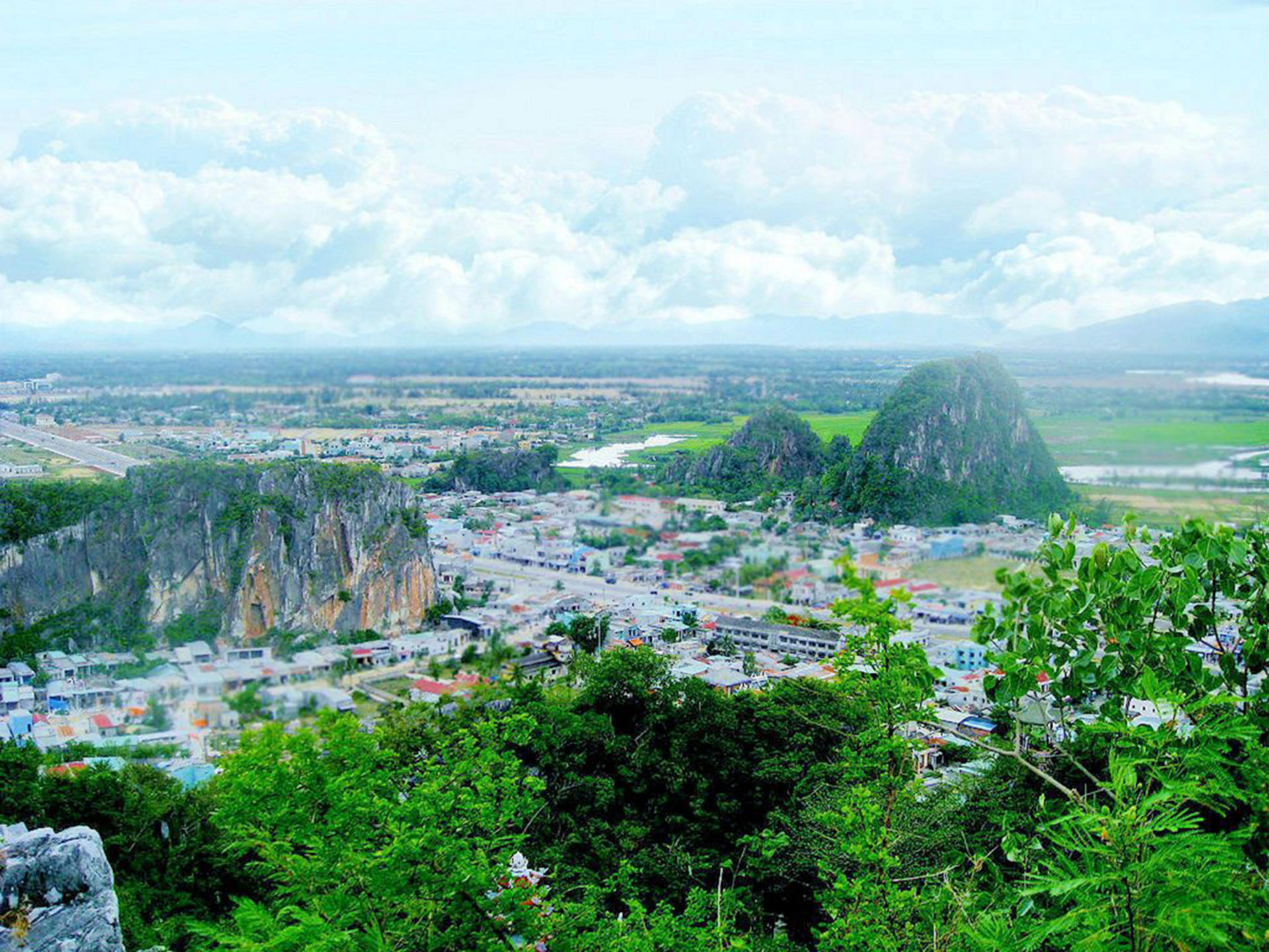 Marble Mountain and Hoi An Day Tour from Da Nang - Thumbnail 4