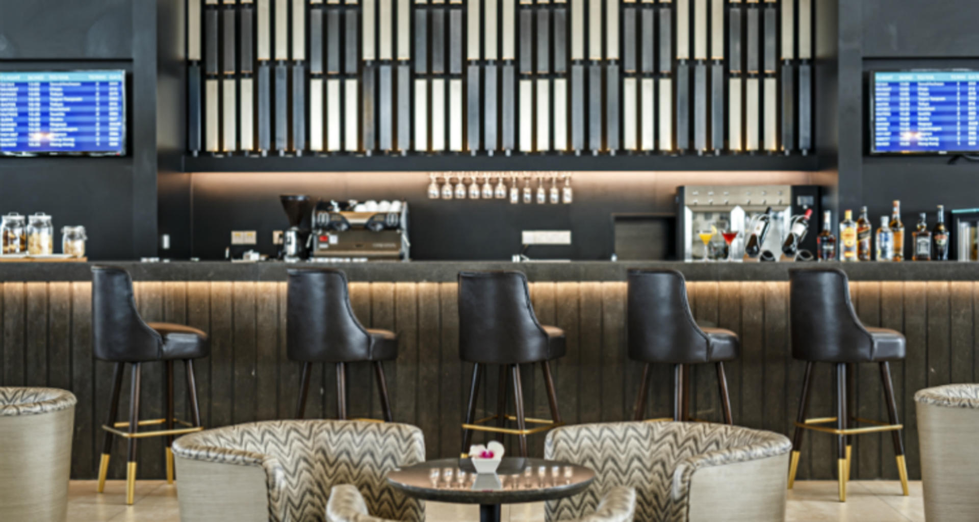 Shanghai Pudong International Airport (PVG) Lounge Service - Thumbnail 2