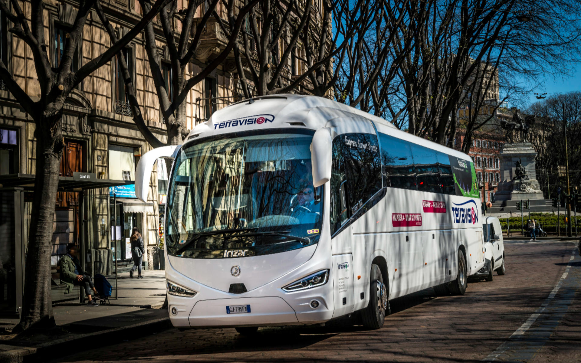 Bergamo Airport - Milan Bus by Terravision - Thumbnail 3