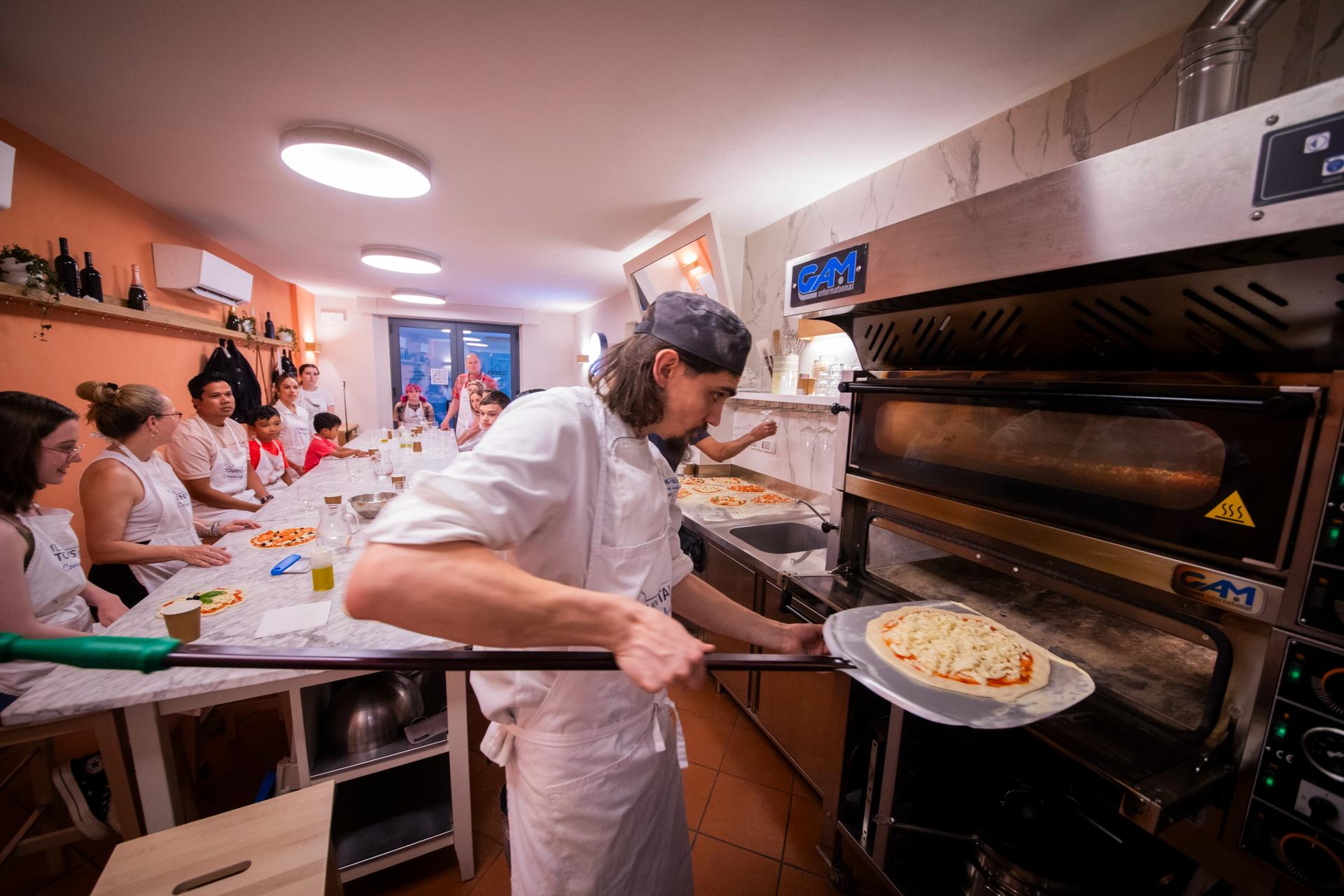 Pizza and Gelato Making Class in Florence - Fun for Everyone - Thumbnail 6