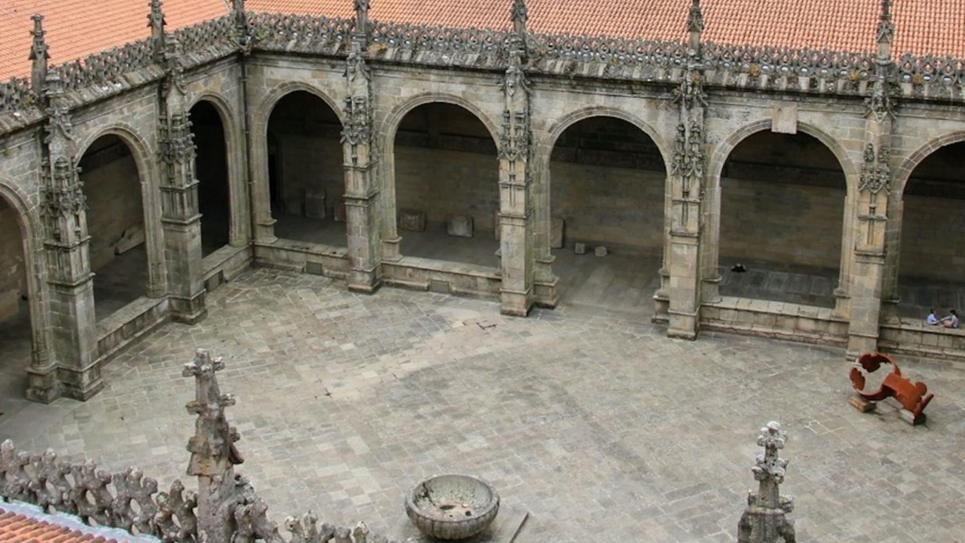 Santiago de Compostela Cathedral and Portico of Glory Walking Tour - Thumbnail 3