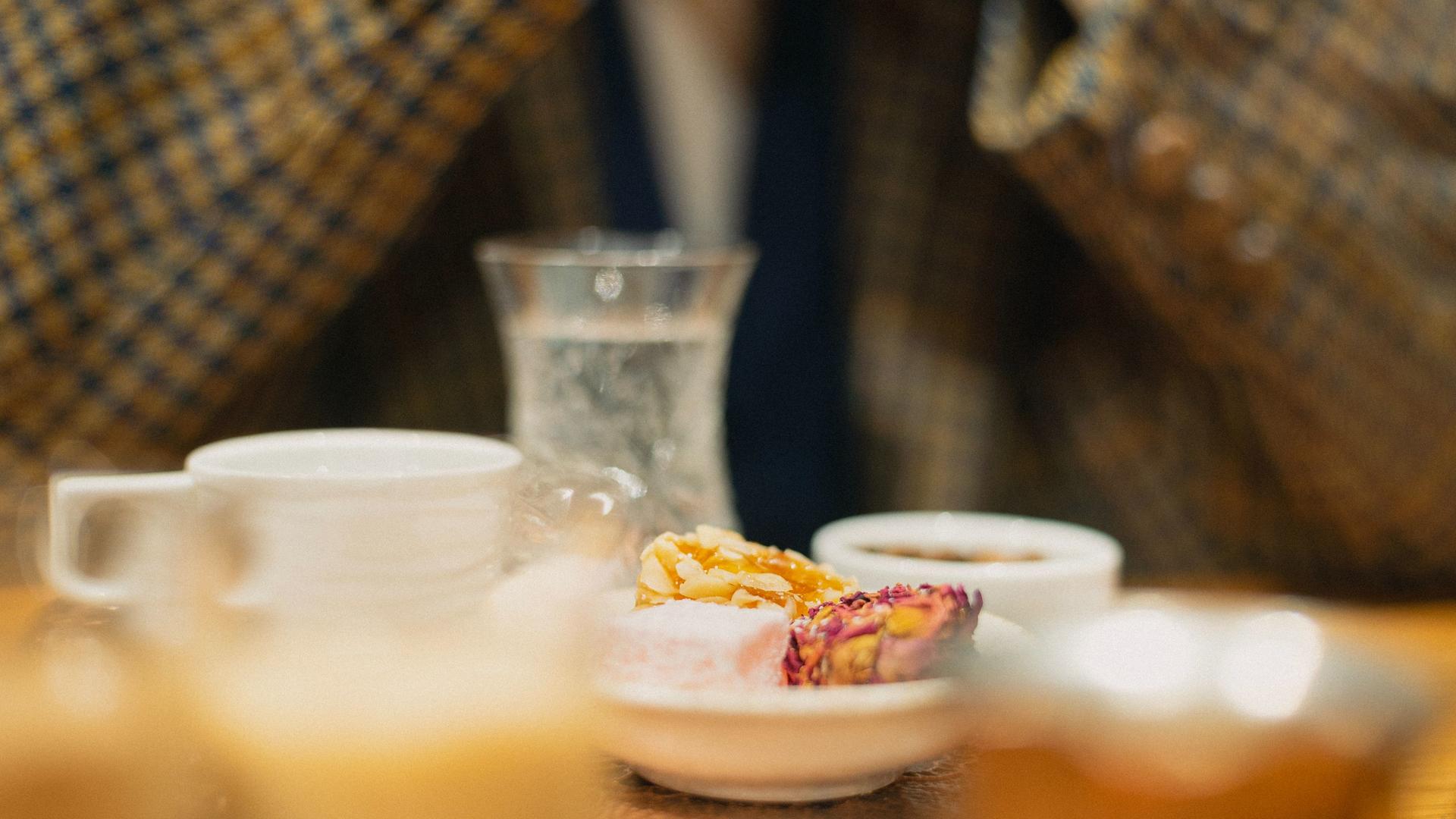 Turkish coffee & fortune telling experience in Istanbul - Thumbnail 8