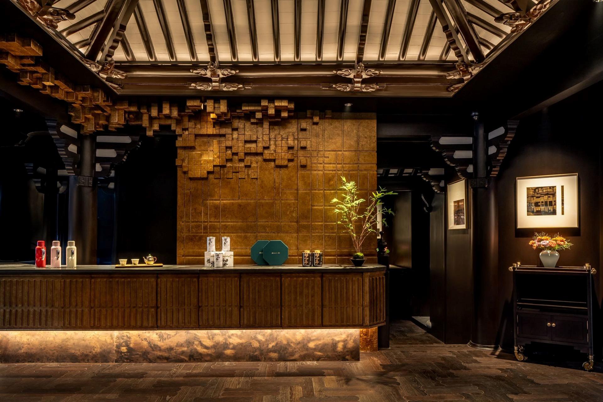 Shanghai Yu Garden Huxinting Teahouse - Thumbnail 6