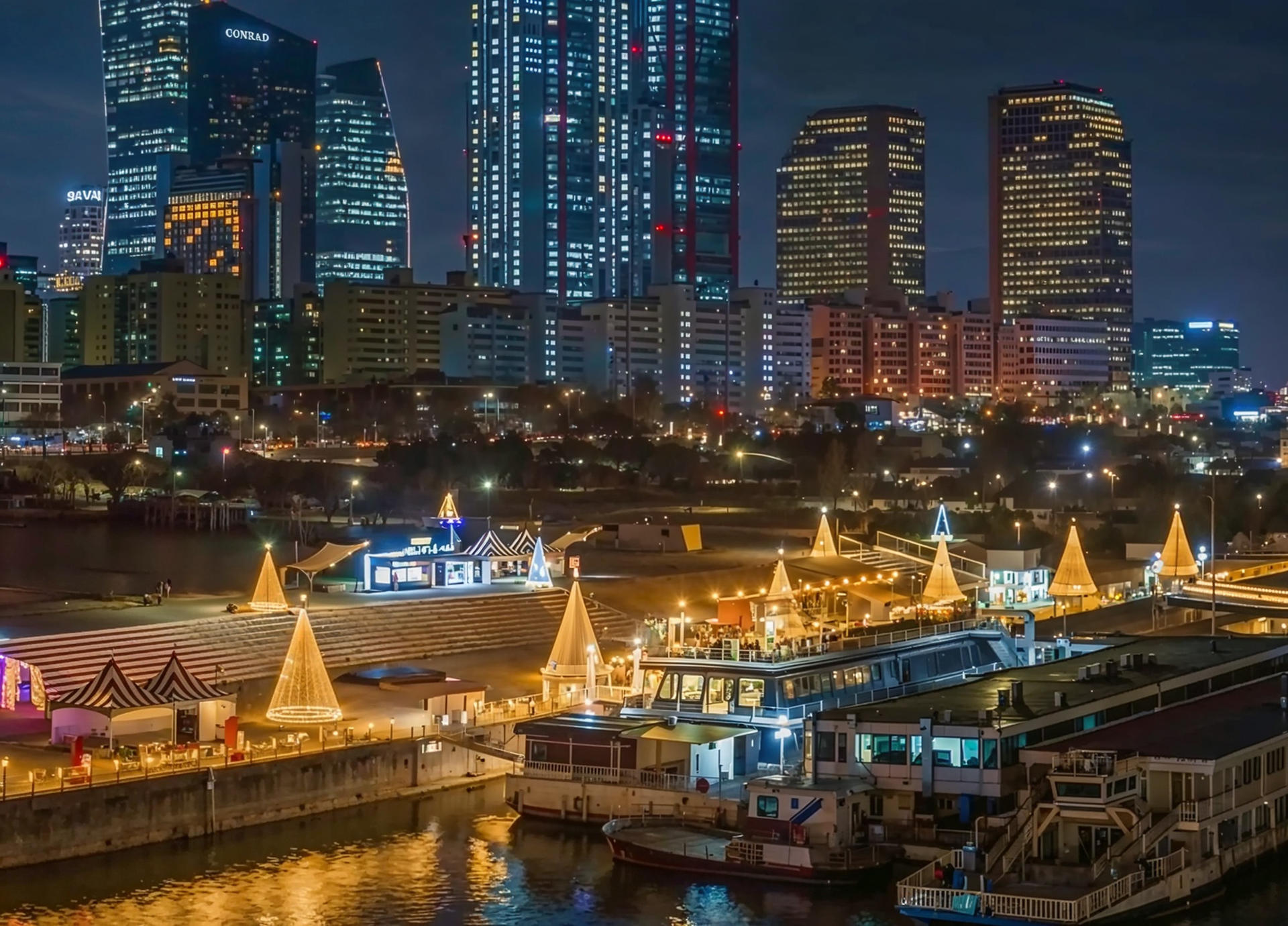 Seoul Night Tour:Han River Cruise & Gwangjang Market & Hidden Street - Thumbnail 14