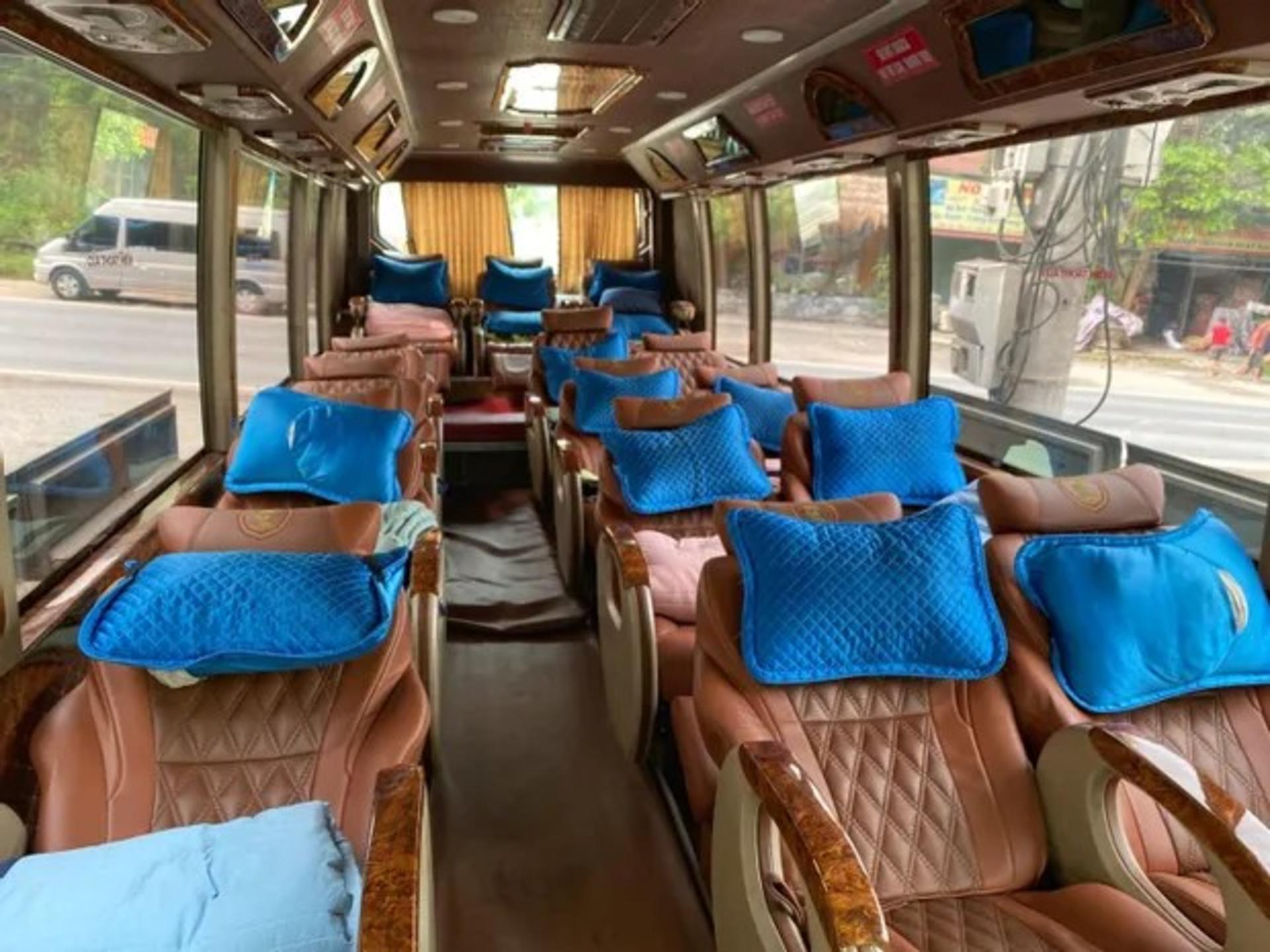 Hanoi - Ha Giang Bus by Ha Giang Limousine - Thumbnail 4