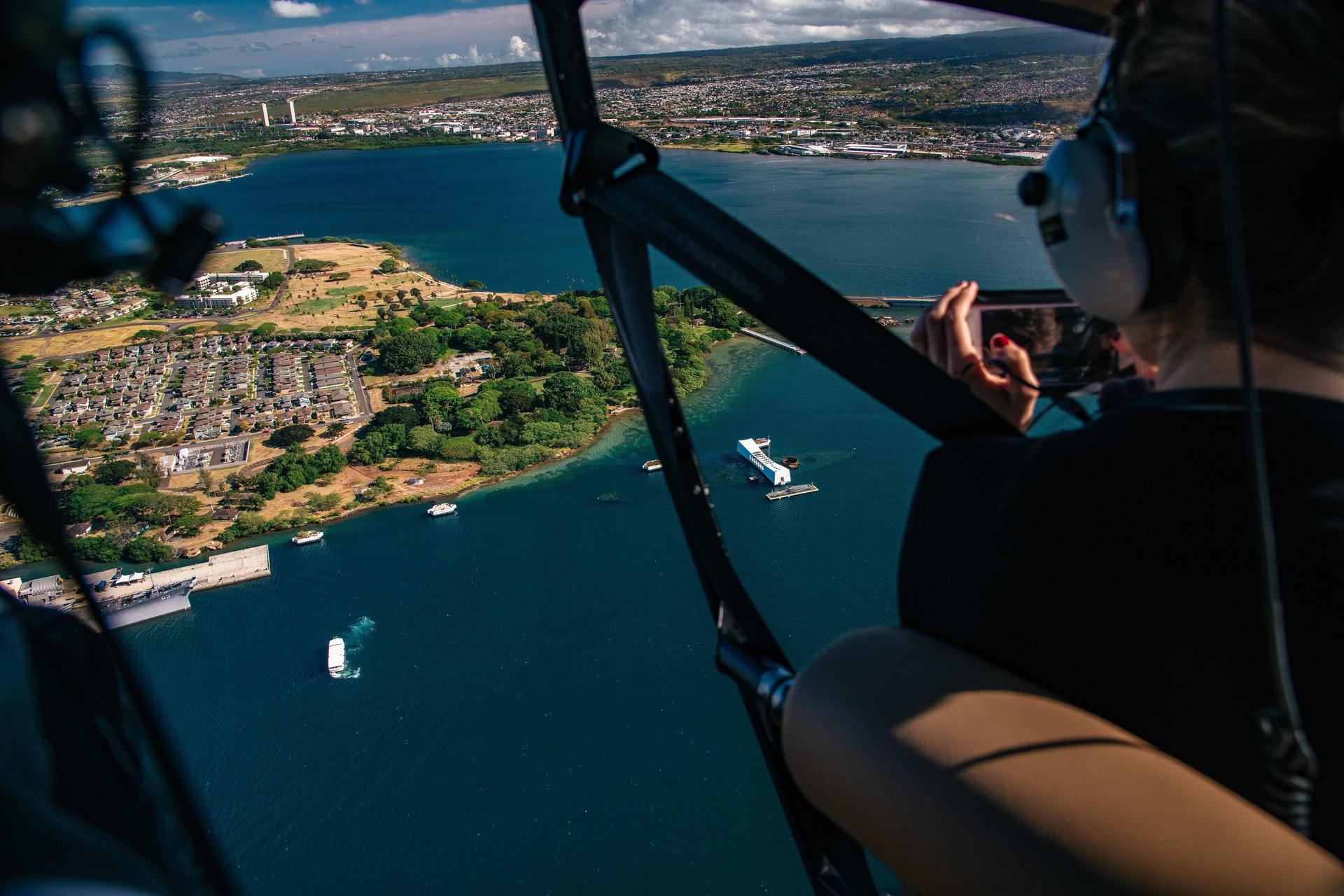 Path to Pali Passage 30 Minutes Helicopter Doors On/Doors Off Tour - Thumbnail 6