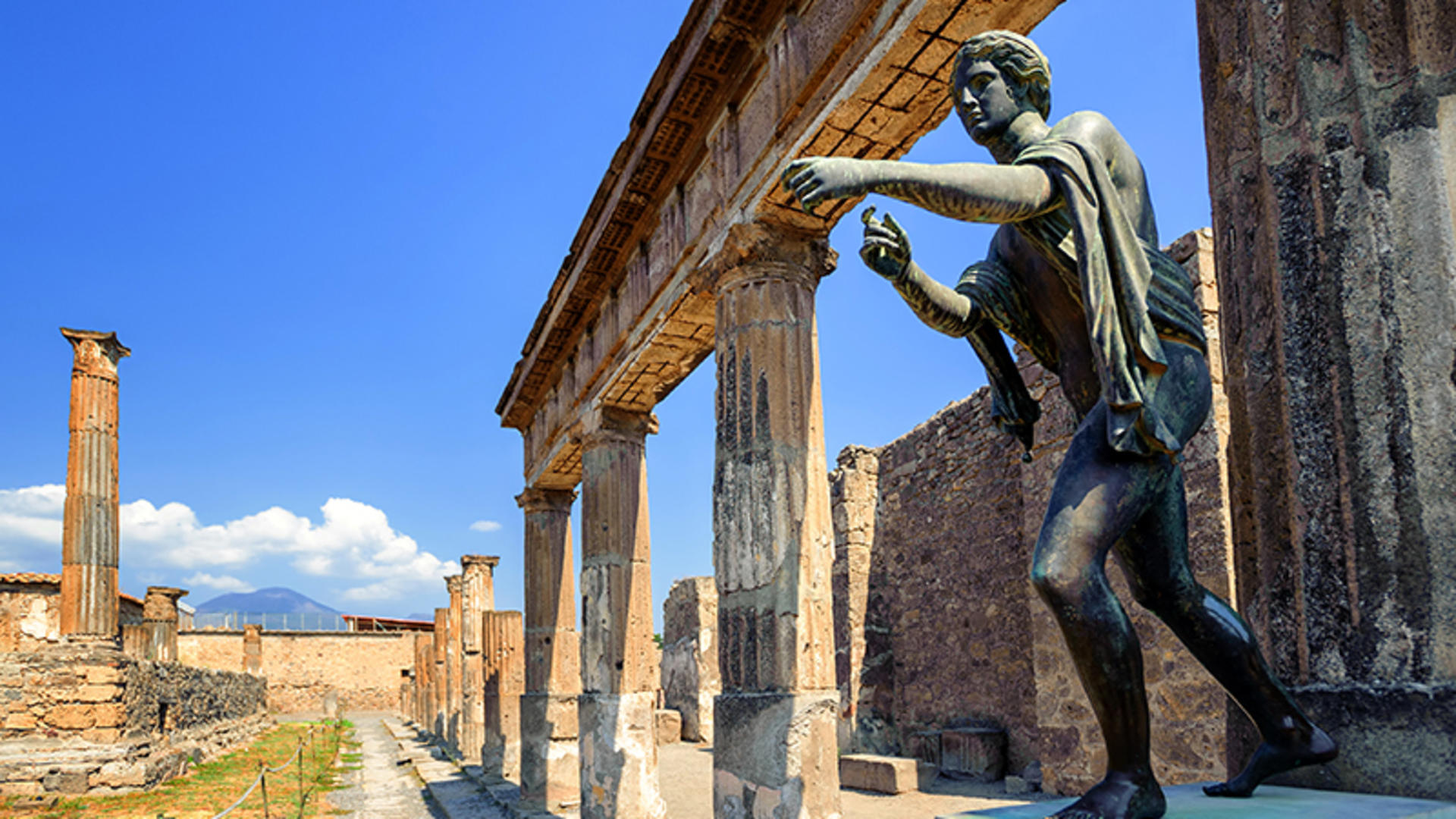 Round-Trip Shuttle Bus to Pompeii - Thumbnail 5
