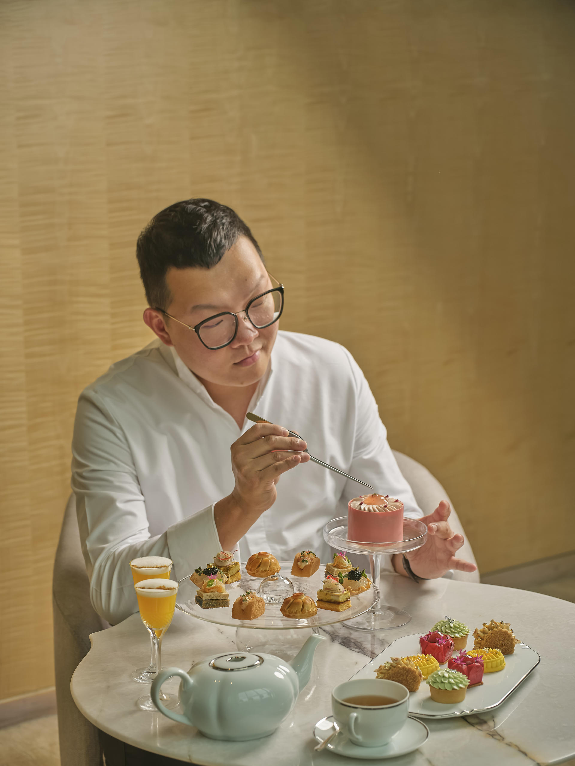 Afternoon Tea Set at Living Room, Park Hyatt Bangkok (BTS Phloen Chit) - Image 1
