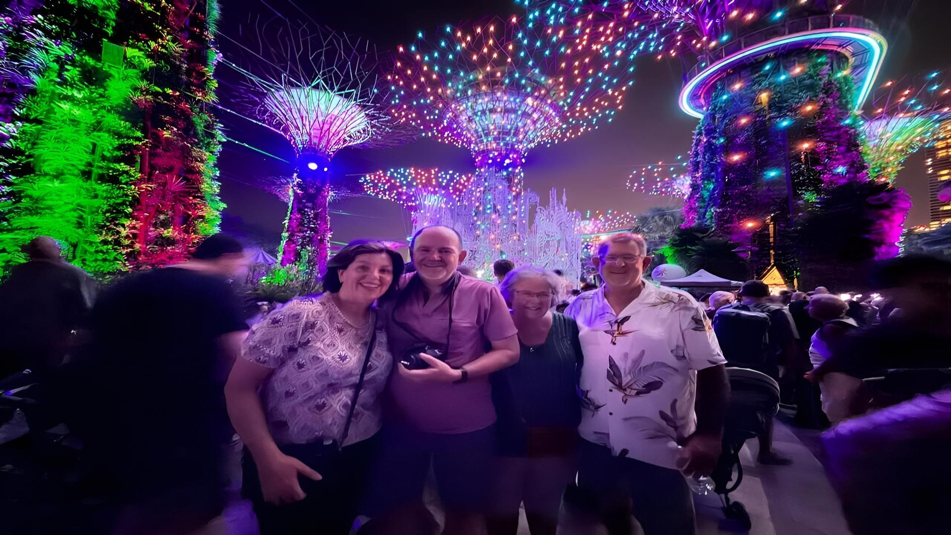 Singapore River Cruise & 2 Must-See Water Light Shows - Thumbnail 5