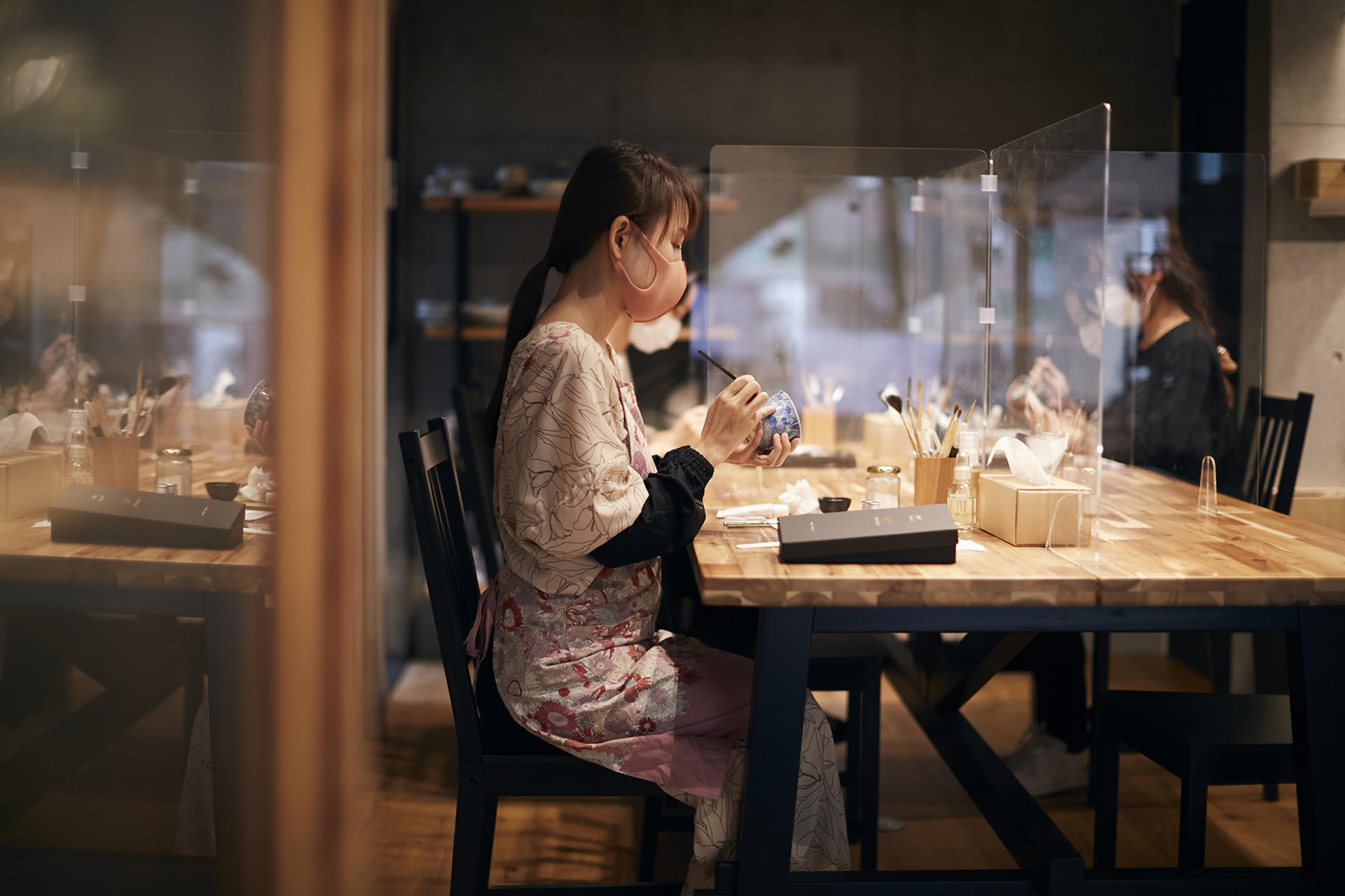 EBISU Tokyo: Kintsugi Workshop with Gold - Thumbnail 7