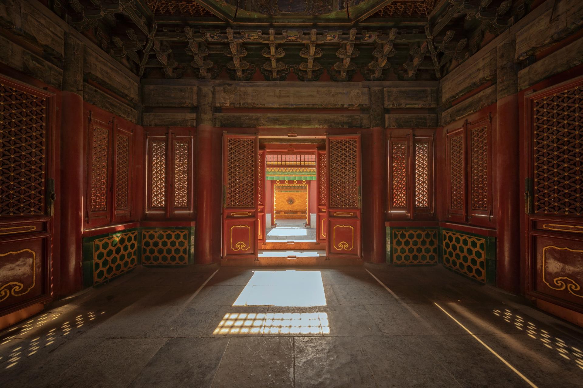 Forbidden City Private Transfer - Thumbnail 3