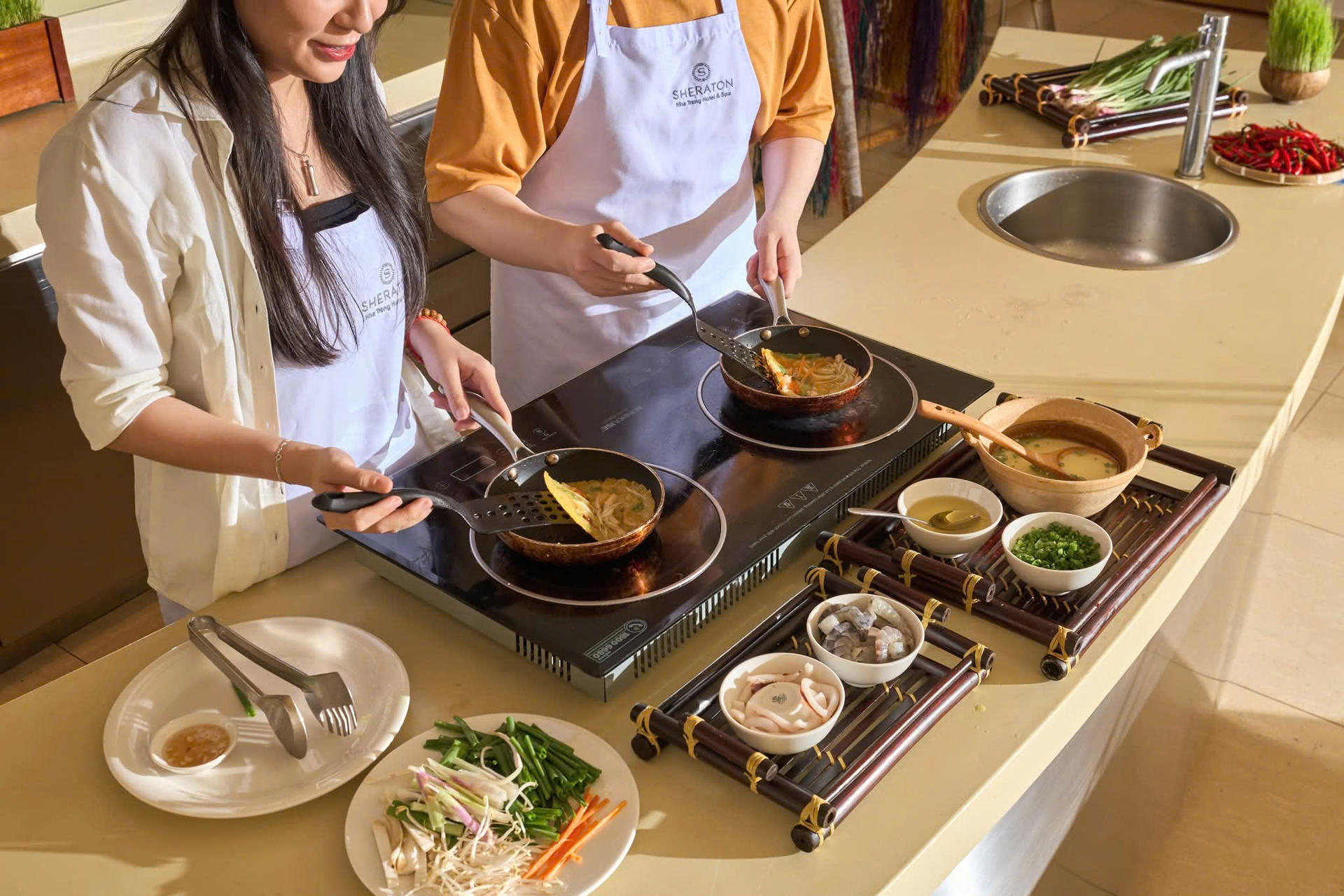 Cooking Class with Market Visit by Cyclo at Sheraton Nha Trang & Spa - Thumbnail 6