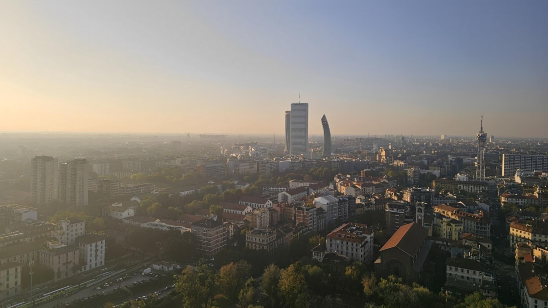 Torre Branca and Sforza Castle tour in Milan - Thumbnail 2