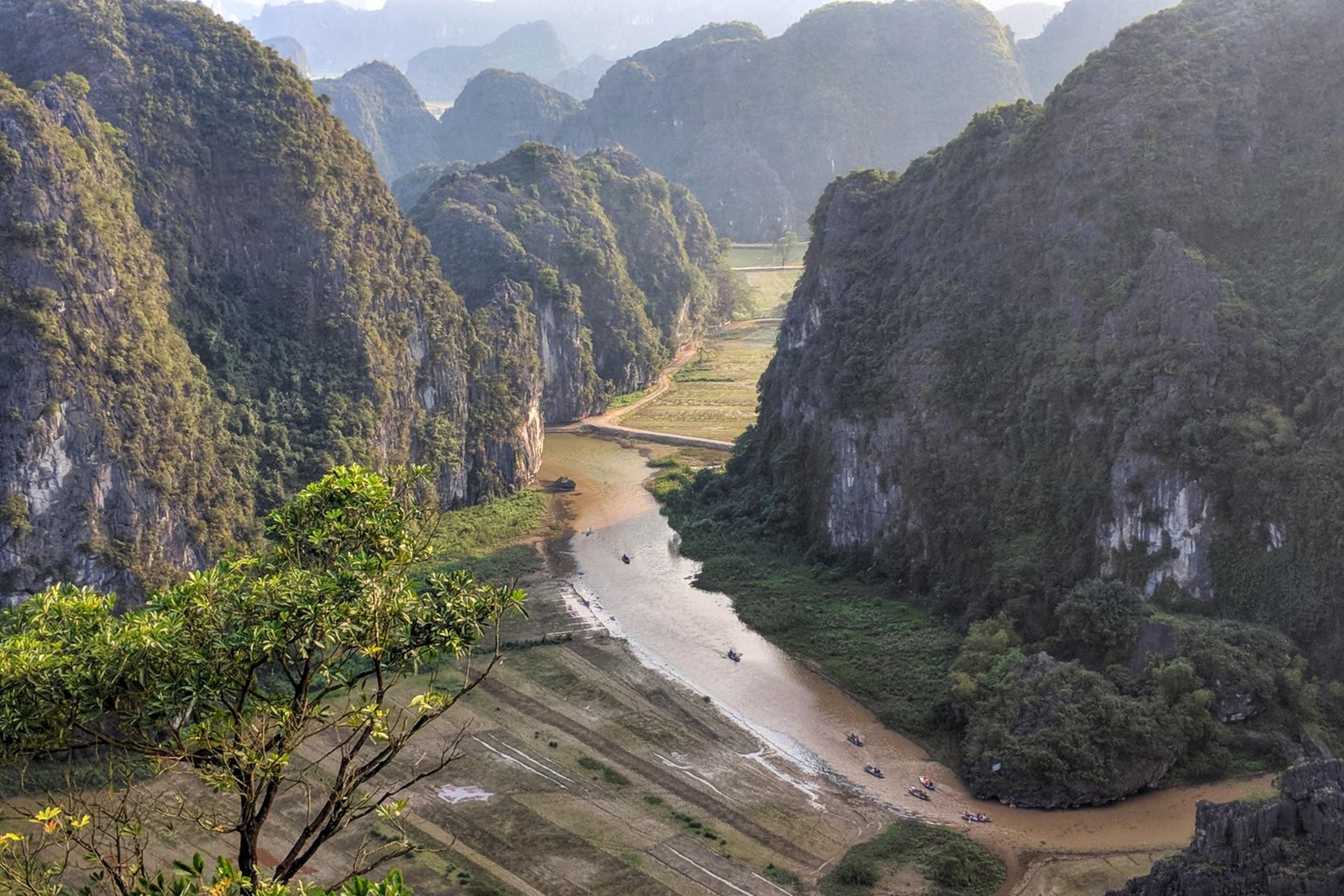 2D1N Ninh Binh and Ha Long Bay Tour with Overnight in Ninh Binh - Thumbnail 5