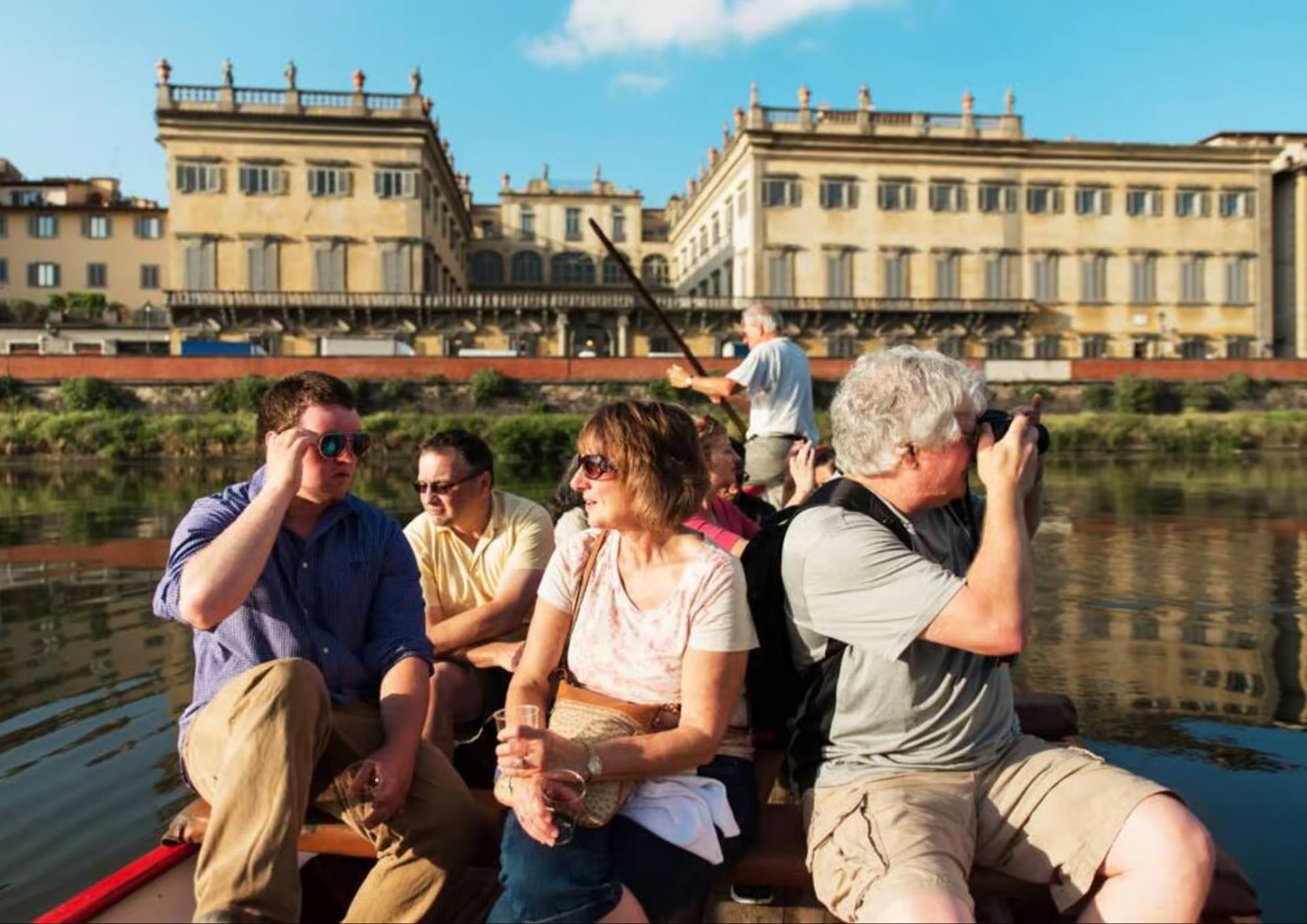 Florence Traditional Gondola Guided Boat Tour on the Arno River - Thumbnail 7