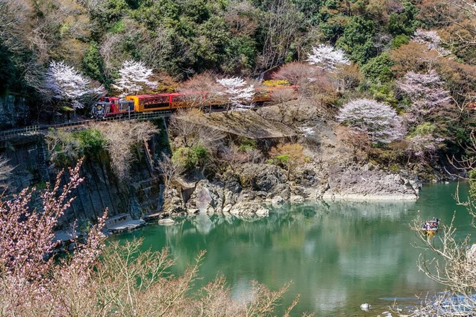 Kyoto Hozugawa River Boat Sagano Romantic Train Tour - Thumbnail 2