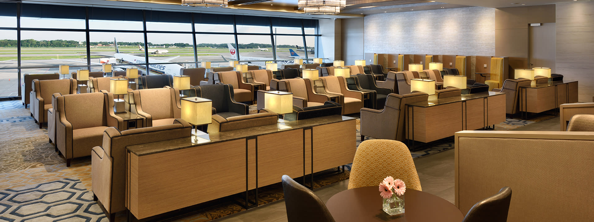 Singapore Changi Airport Lounge Service by Plaza Premium Lounge - Thumbnail 2