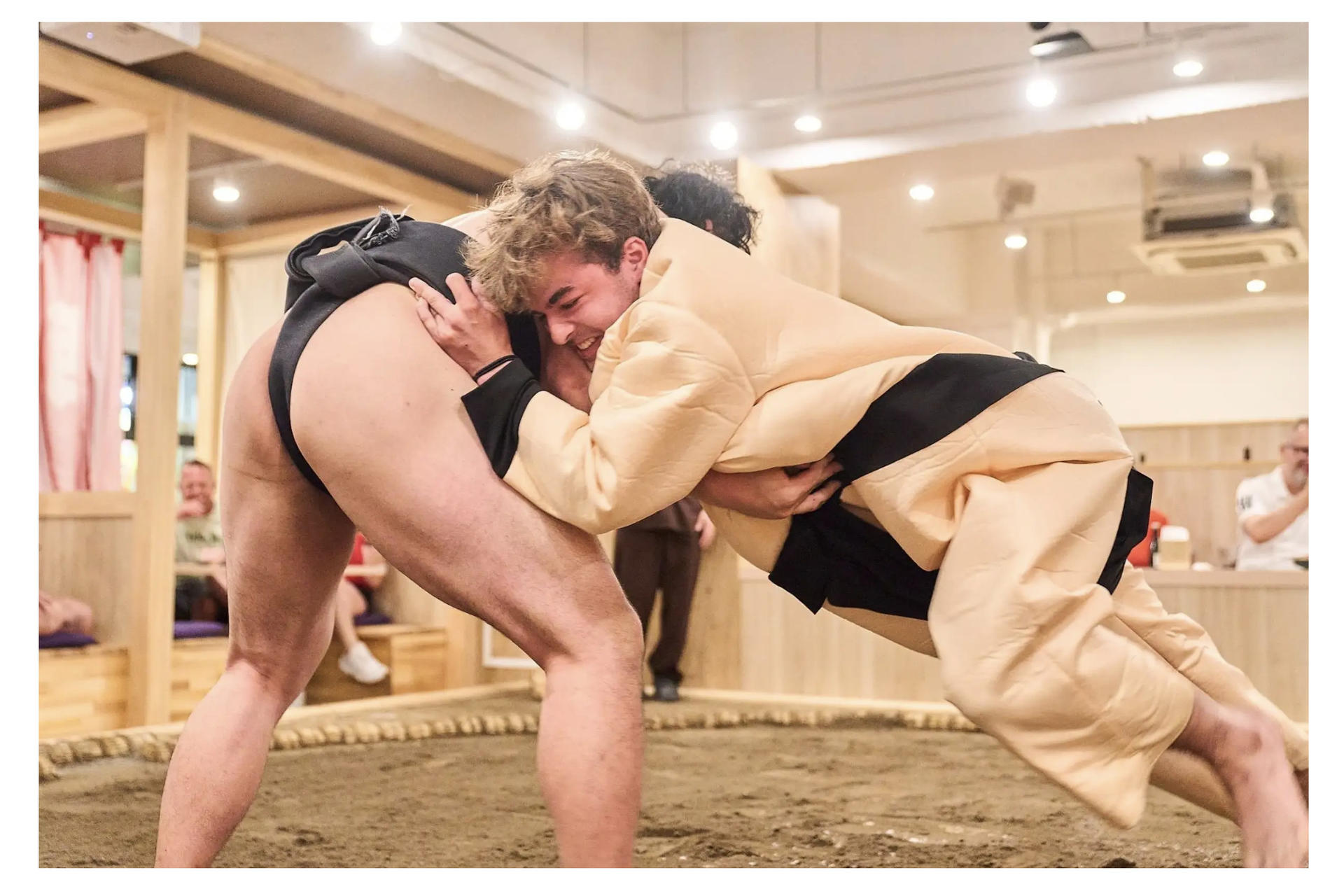 1-Hour Authentic Sumo Show & Photo Experience in Ryogoku - Image 1