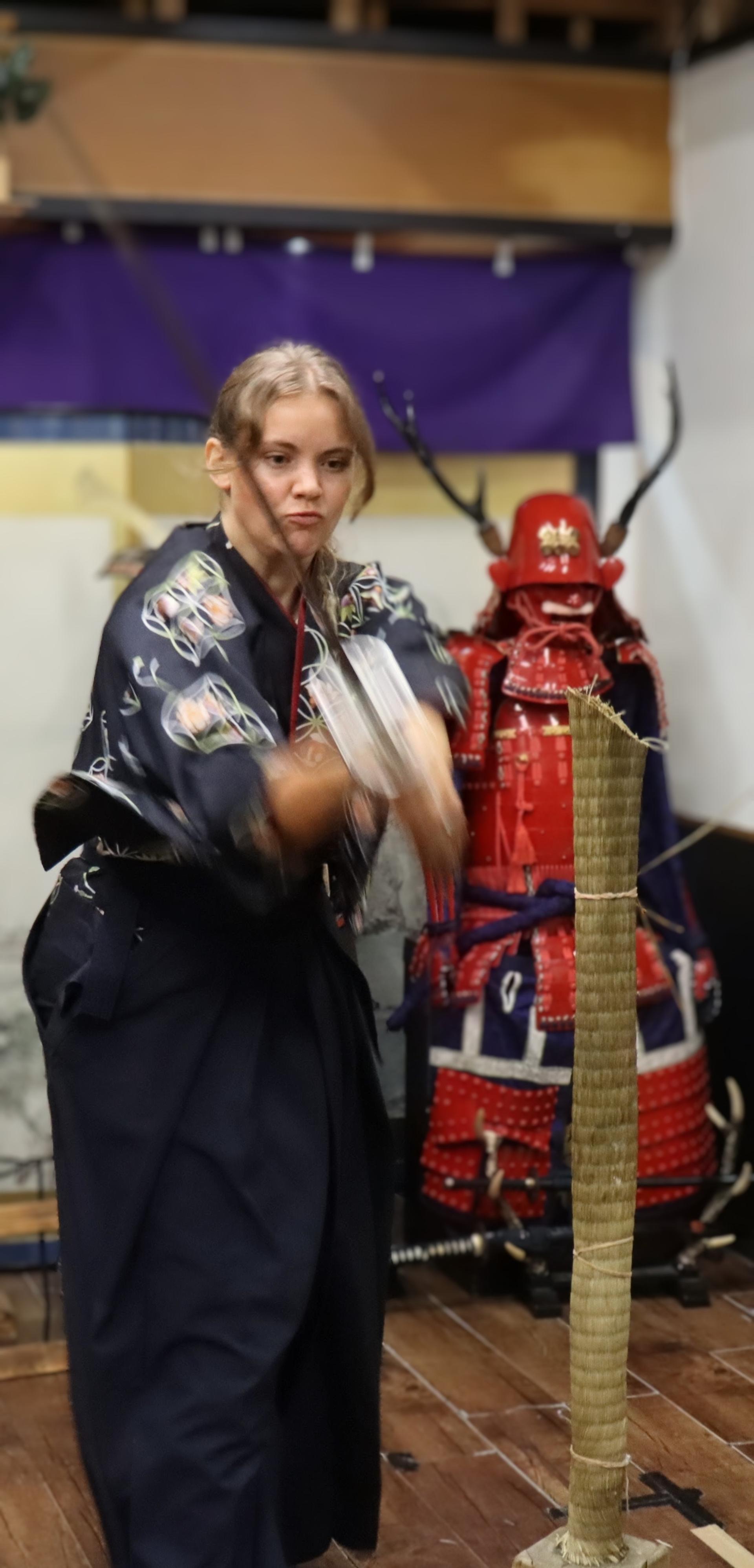 Trial slashing in Bushido with Samurai Sword real sharpness - Image 1