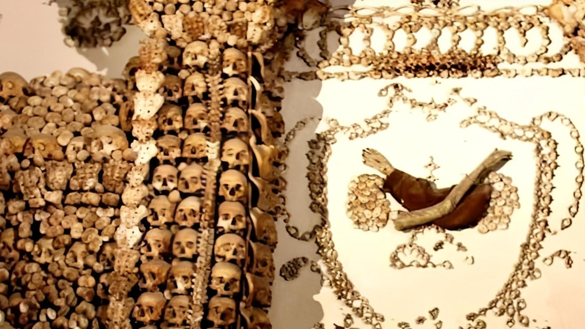 Capuchin Crypt Tour in Rome - Thumbnail 2