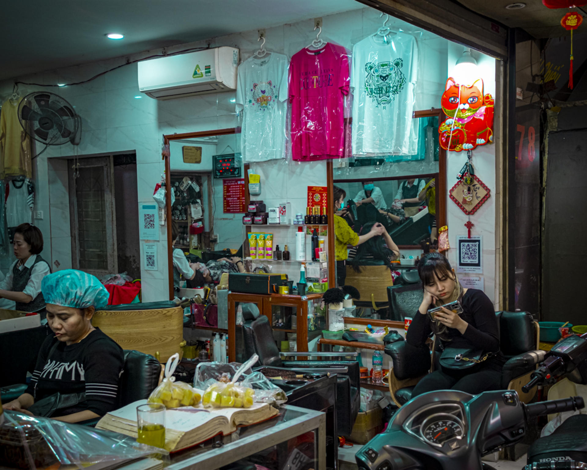 Hanoi Cultural Photography Guide Tours - Thumbnail 5