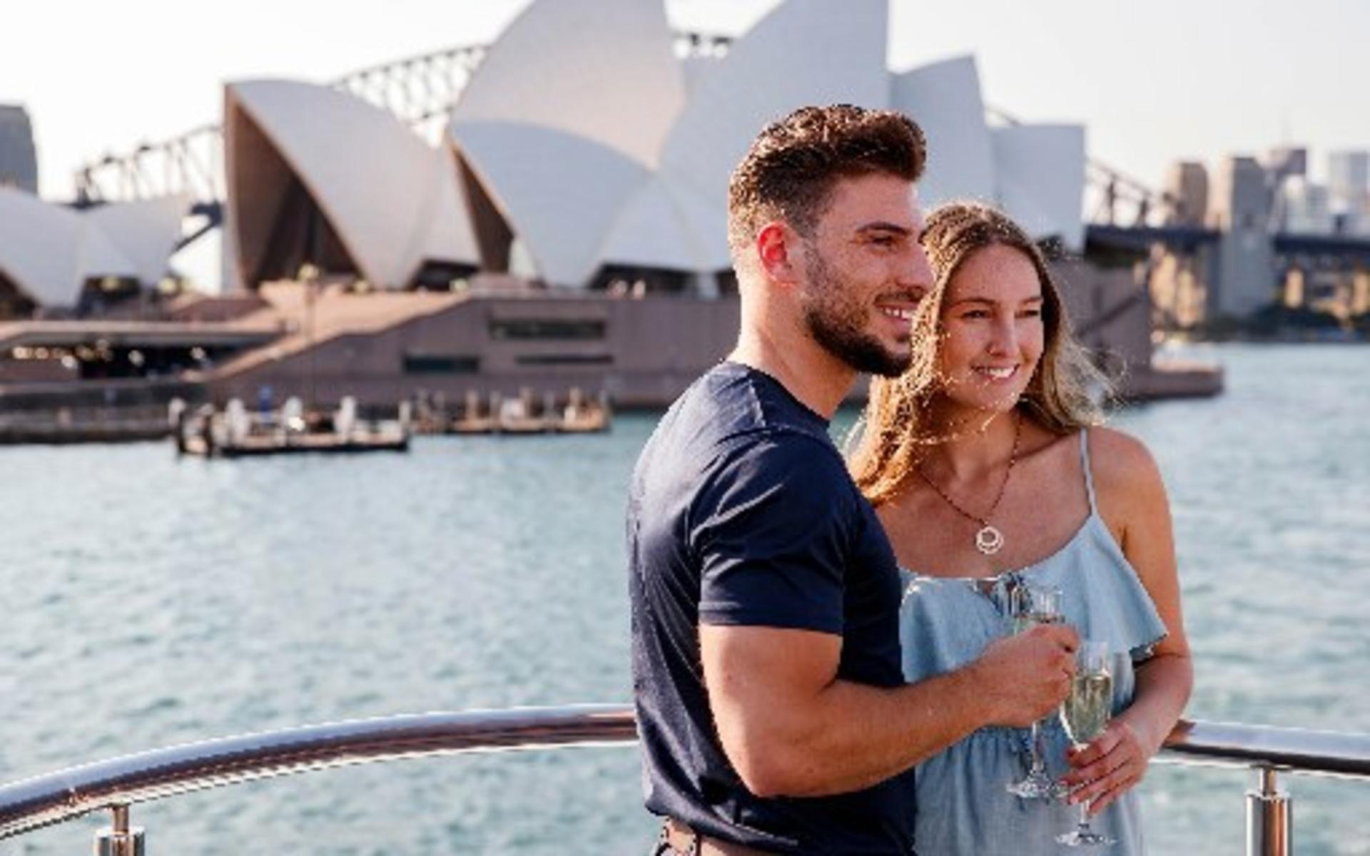 1.5 Hour Sydney Harbour Sightseeing Cruise Tour - Thumbnail 8