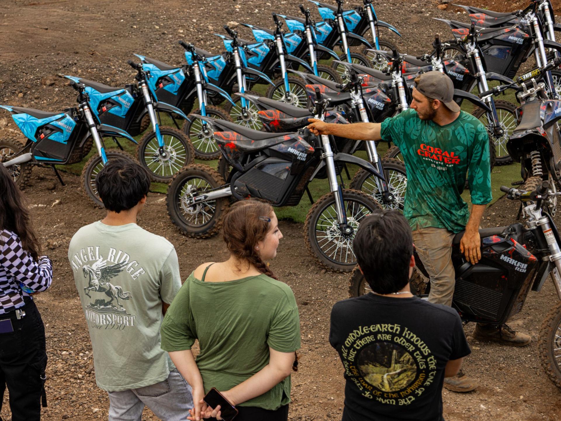 Dirt Bike Experience in Oahu - Thumbnail 7