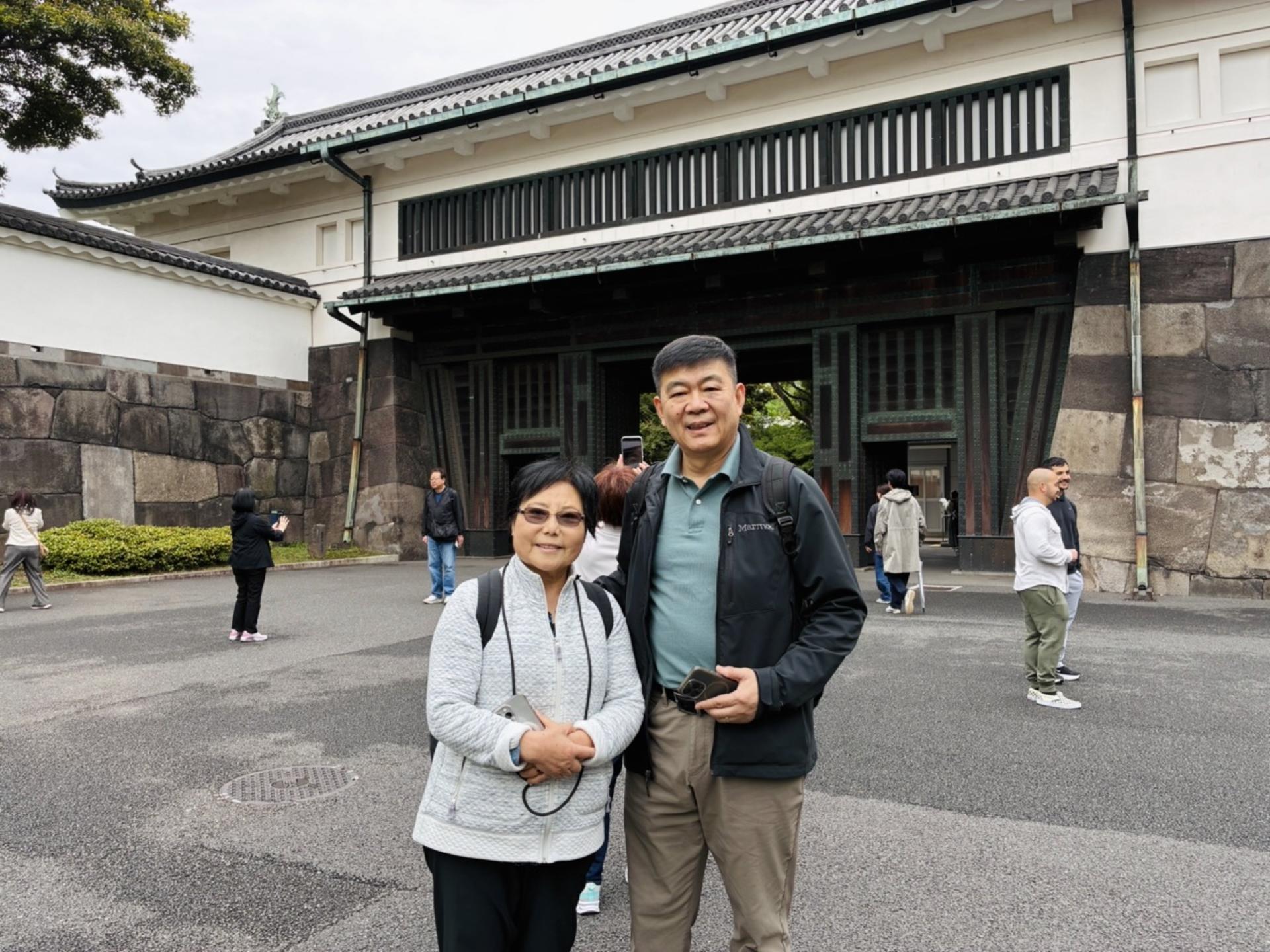 Tokyo: Imperial Palace & Shogun Castle Walking Tour - Thumbnail 18