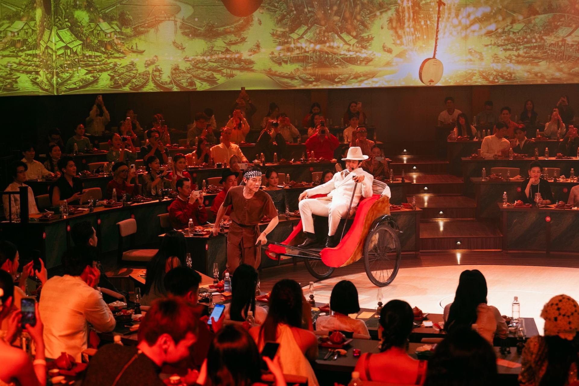 LOALOA Culture & Dining Show in Ho Chi Minh city  - Thumbnail 6