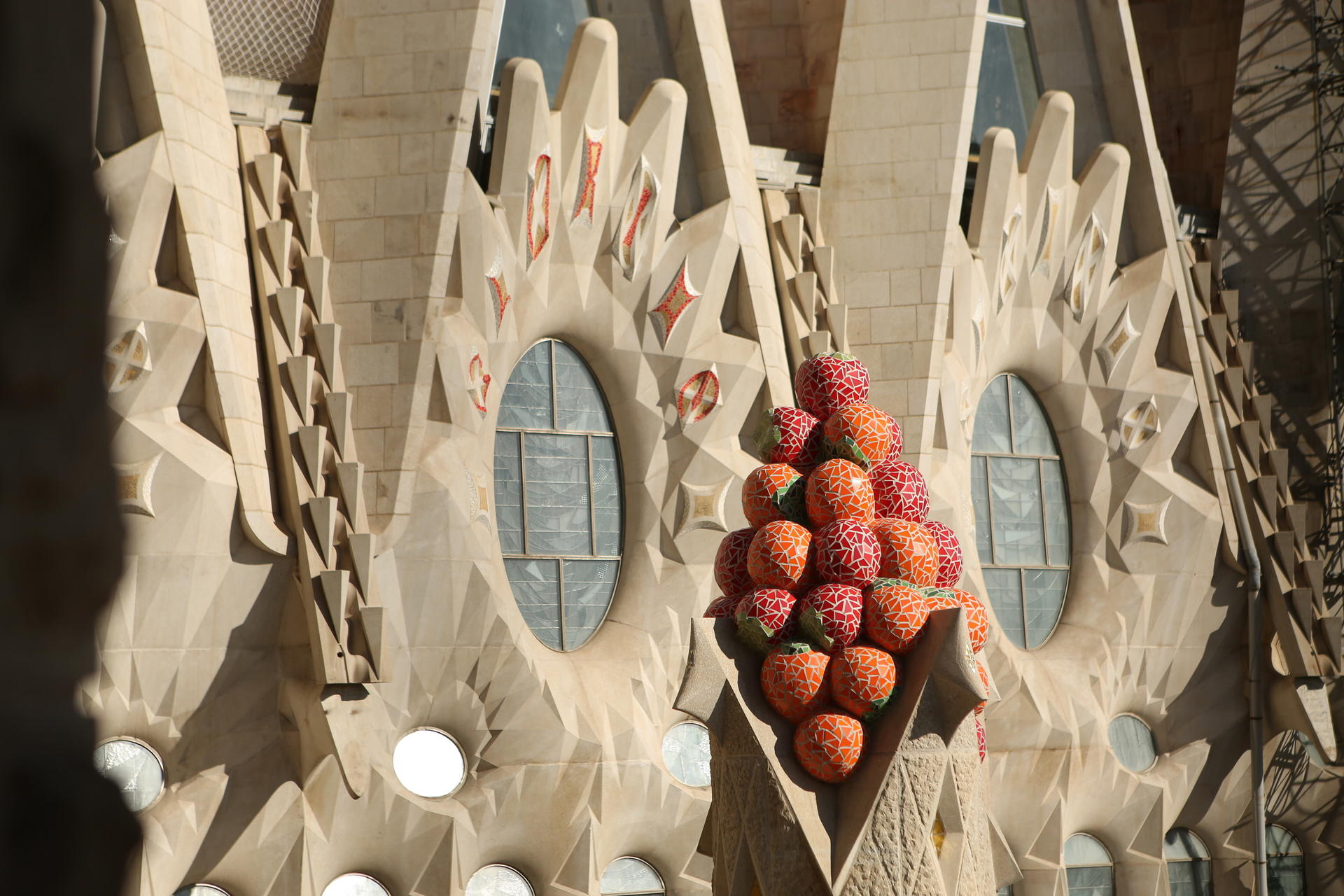 Sagrada Familia Guided Tours  - Thumbnail 12