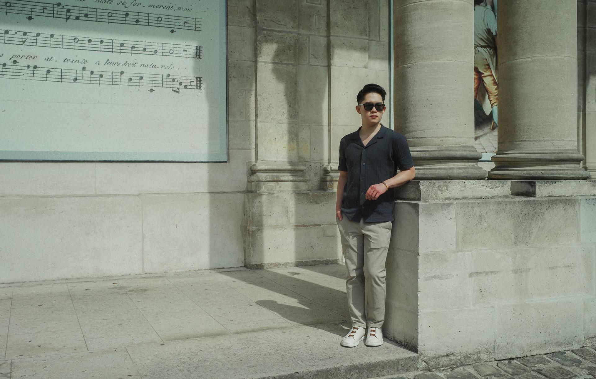 Private Parisian Fashion Photoshoot Plus One Polaroid - Thumbnail 18