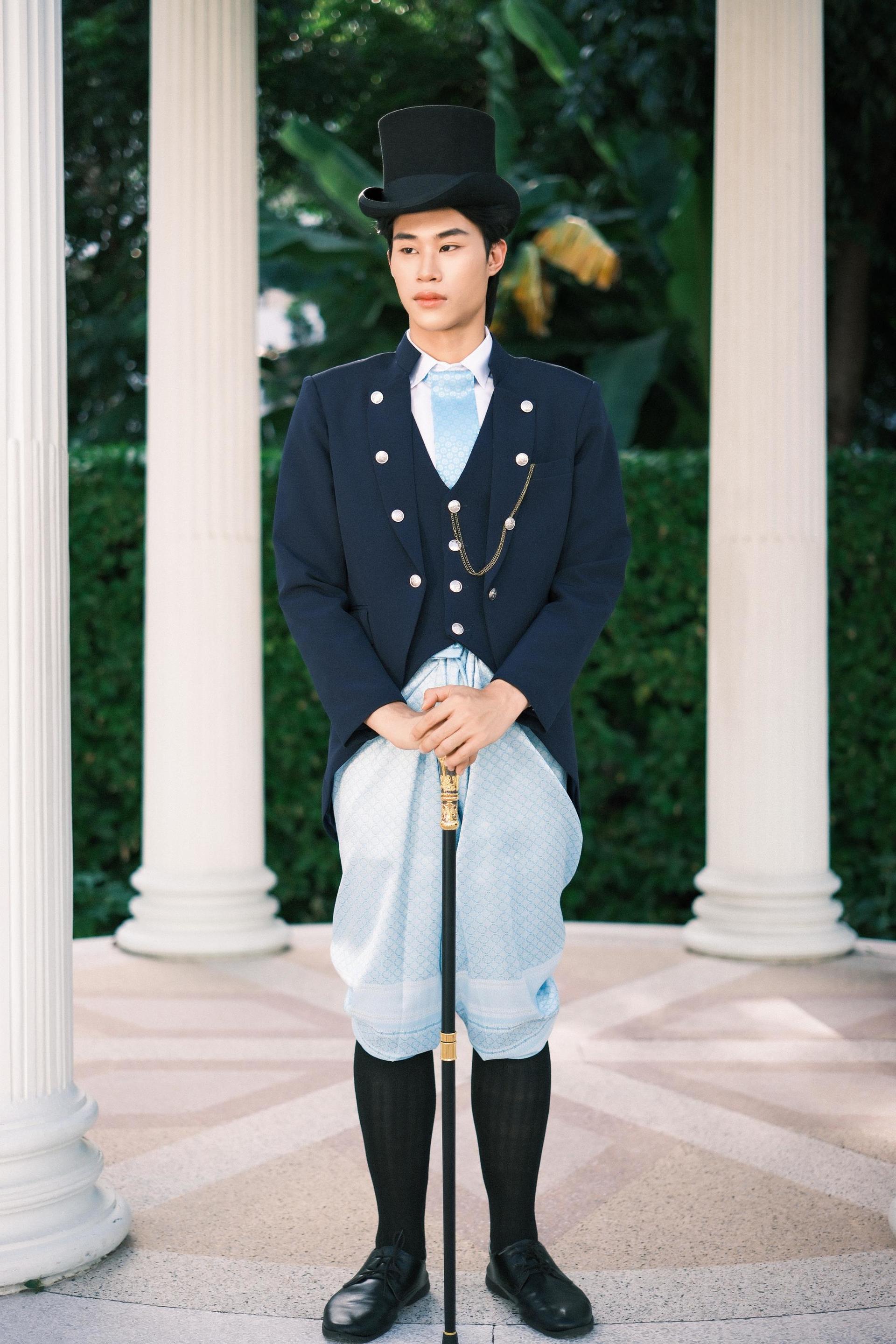 Thai Costume Rental (Rama V Era) by Absolute Thai Studio in Bangkok - Image 1