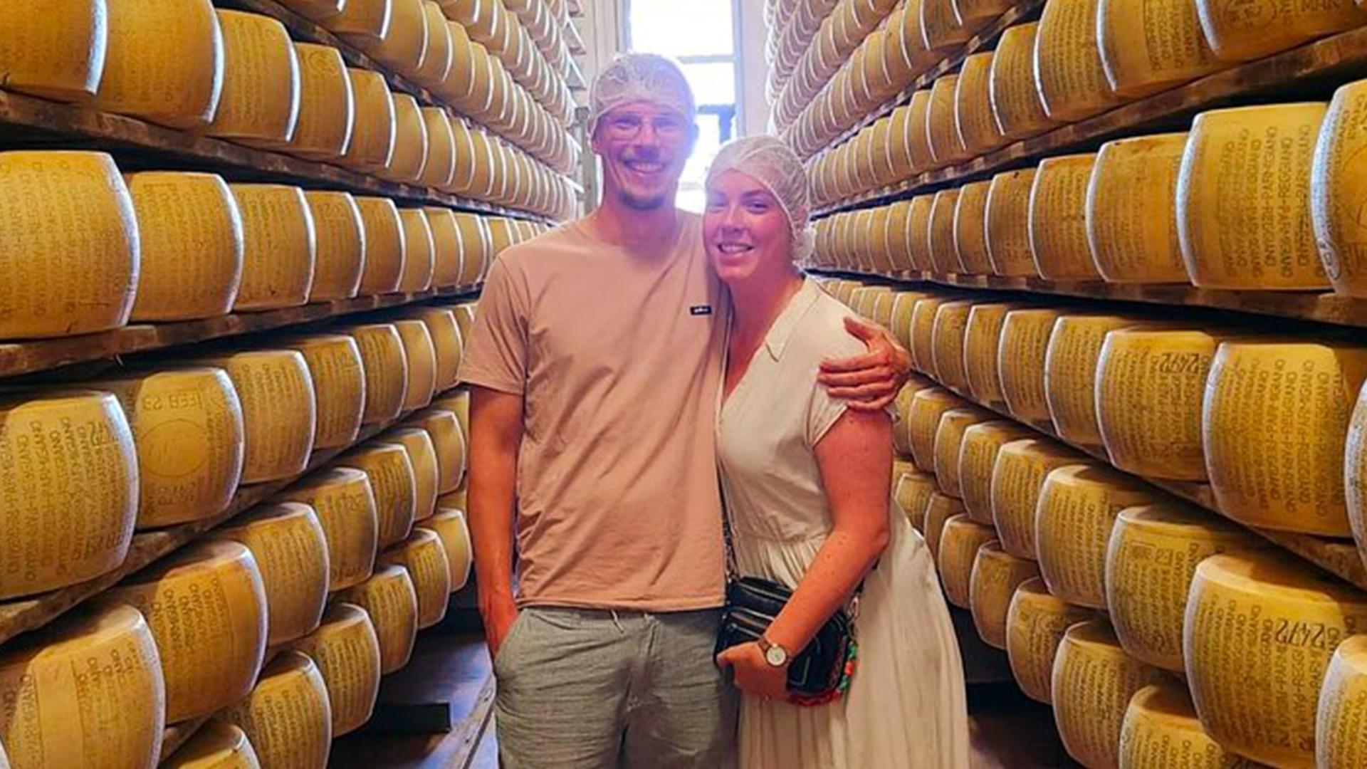 Parmesan cheese, Parma ham and balsamic vinegar factory tour - Thumbnail 3