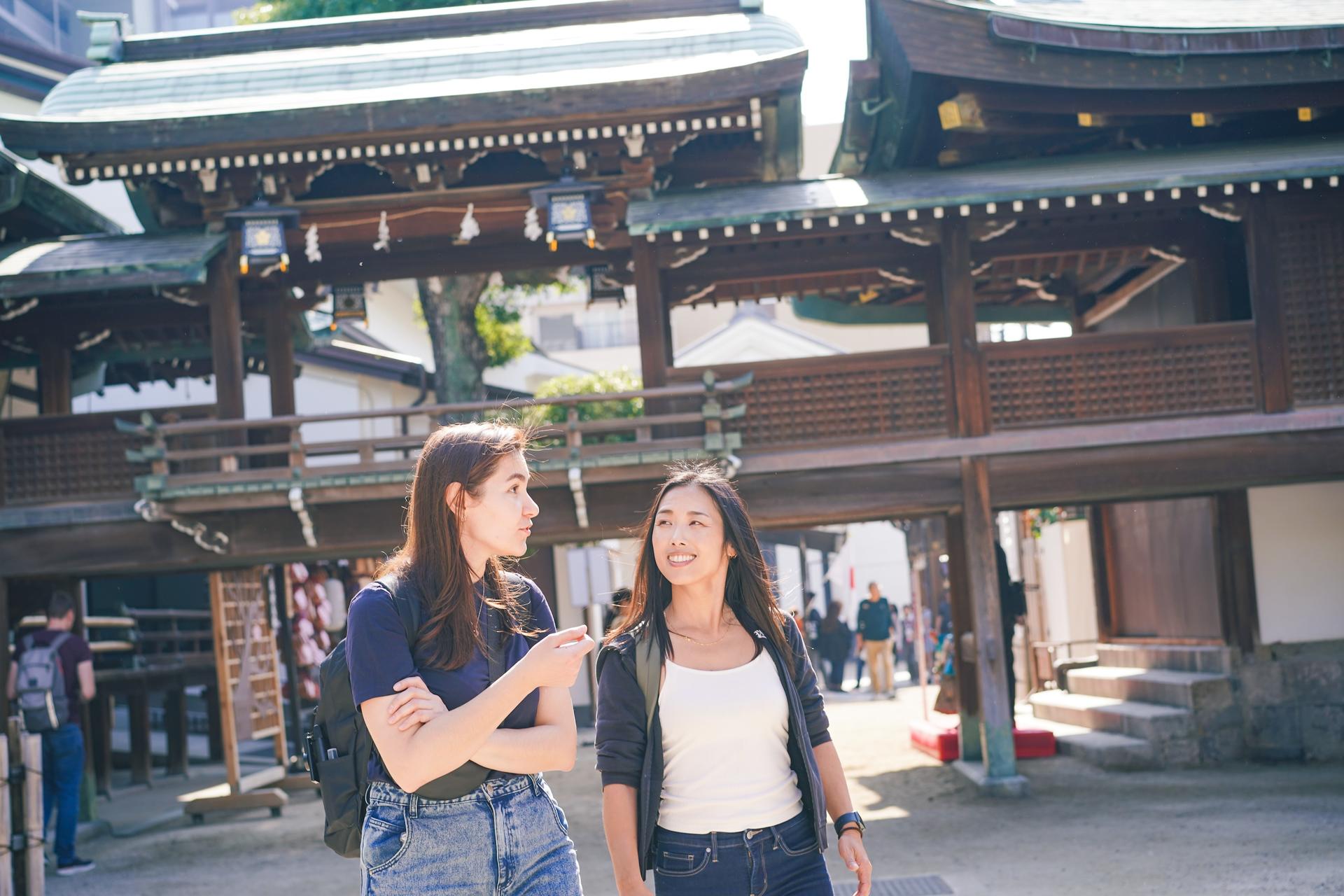 Osaka Castle & Local Neighborhoods 5h Bike Tour with Lunch - Thumbnail 10