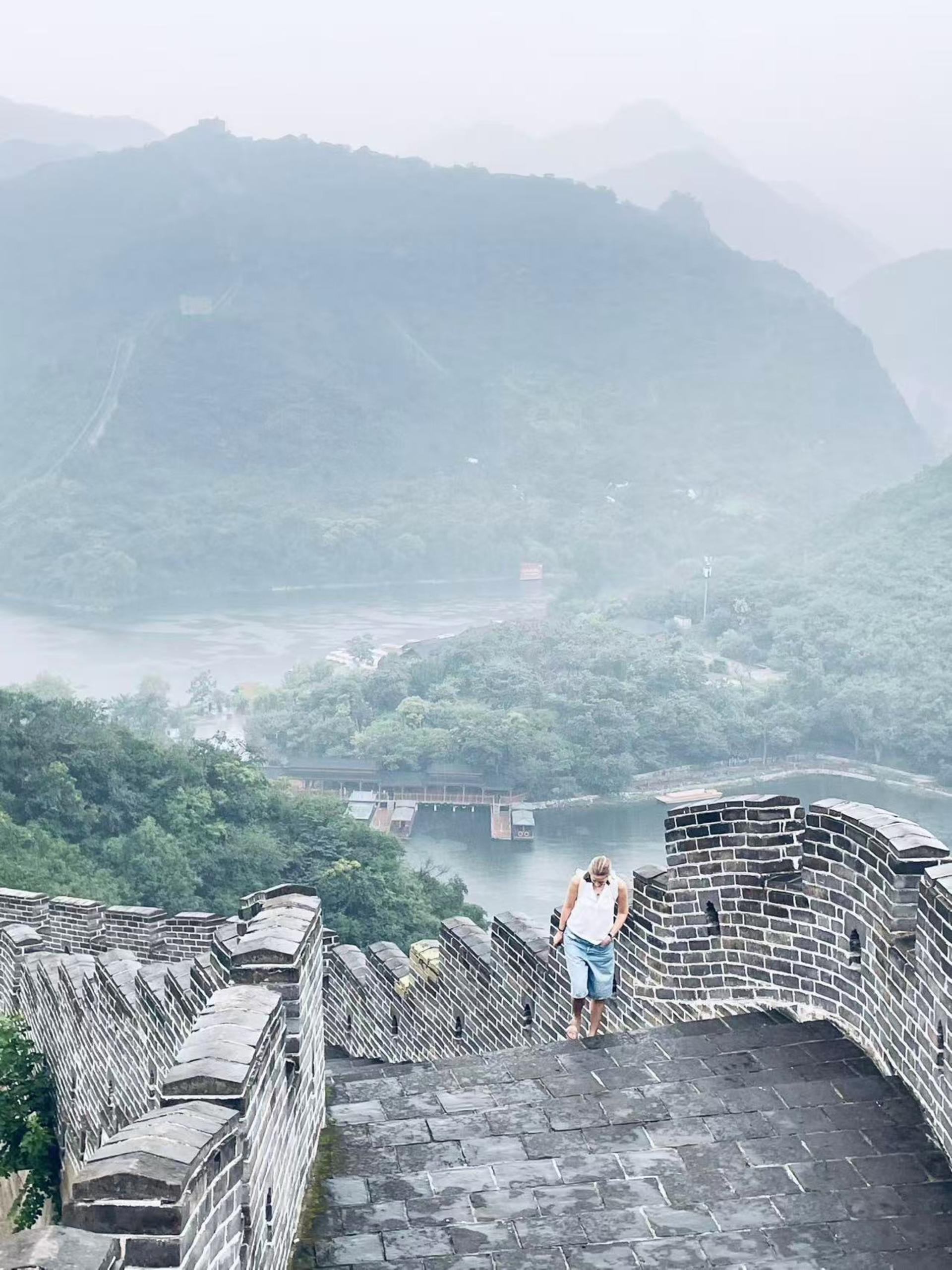 Beijing Mutianyu & Huanghuacheng Great Wall Private Day Tour - Thumbnail 6