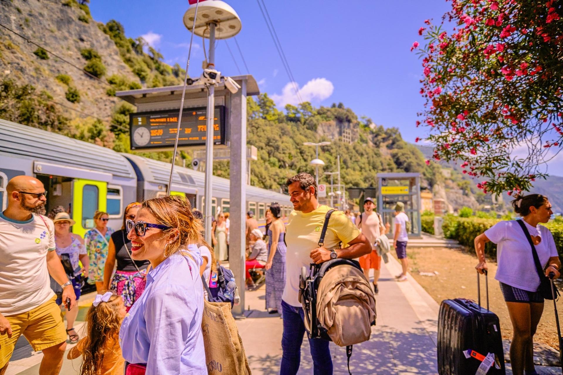 Cinque Terre Tour from Florence with optional Pisa - Thumbnail 6