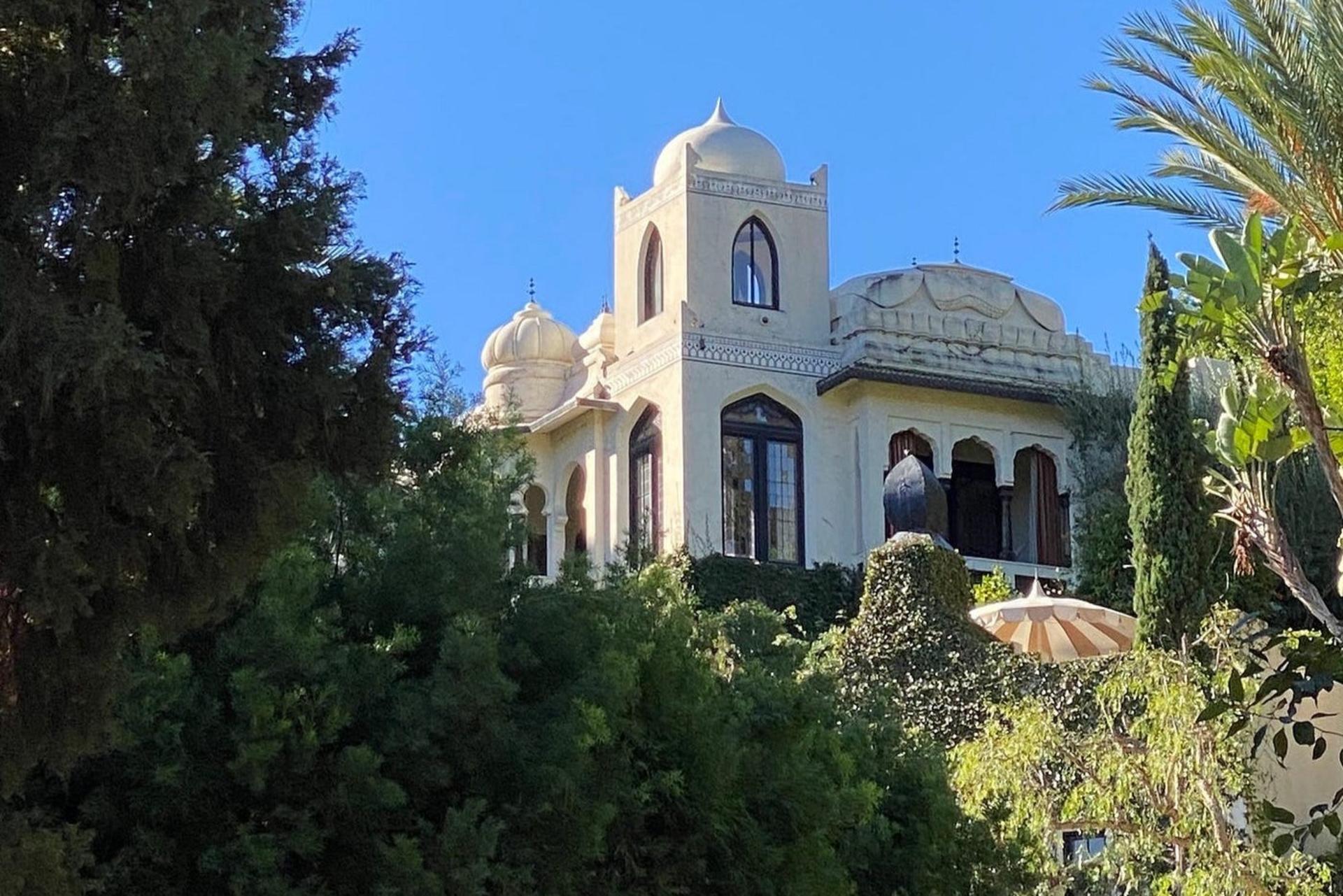 Spirit of the Hollywood Hills - Thumbnail 6