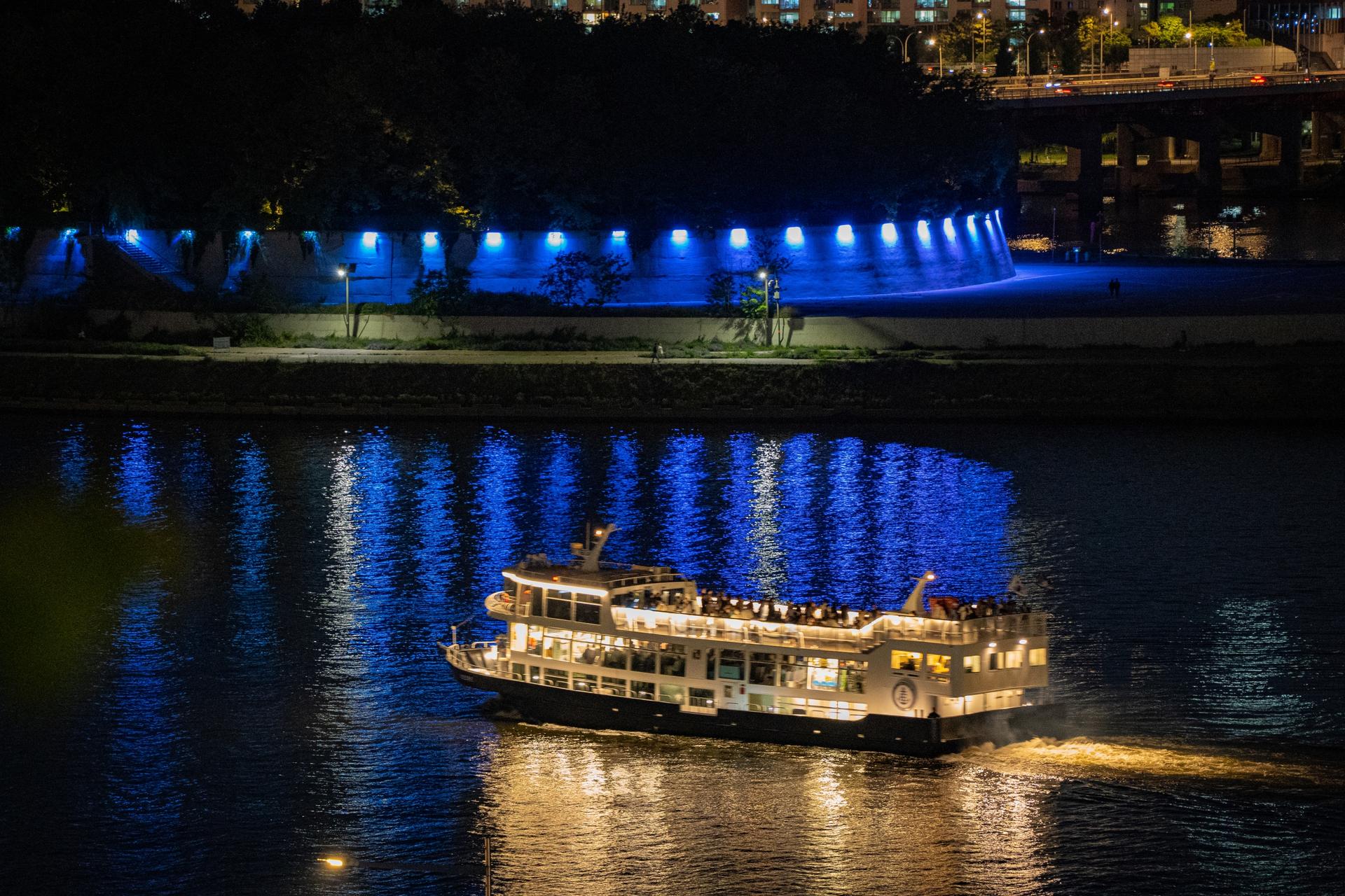 Seoul Jamsil Eland Hangang River Cruise - Thumbnail 12