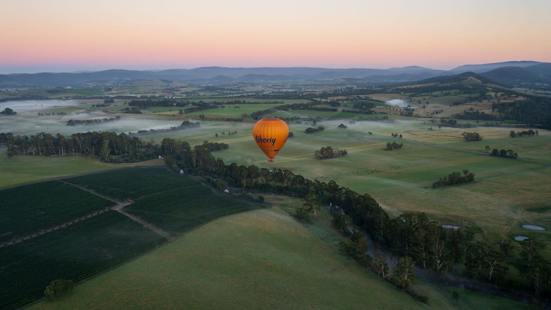 Ballooning in Yarra Valley includes Breakfast - Thumbnail 7
