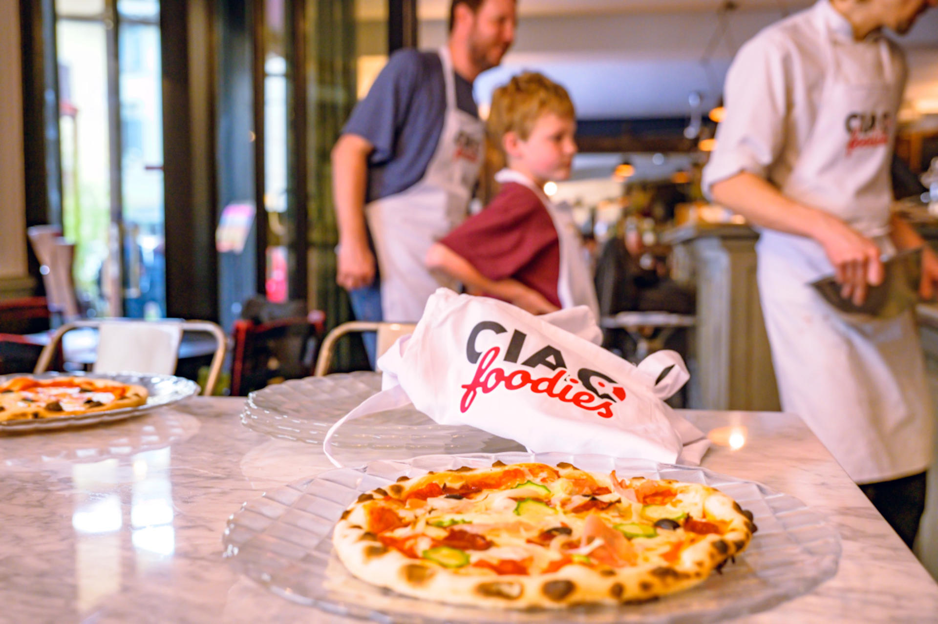 Pizza & gelato making class with unlimited wine in Florence - Thumbnail 8