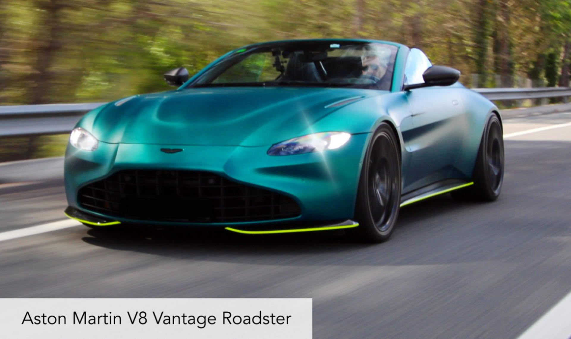 20-minute supercar drive in Barceloneta beach - Thumbnail 12