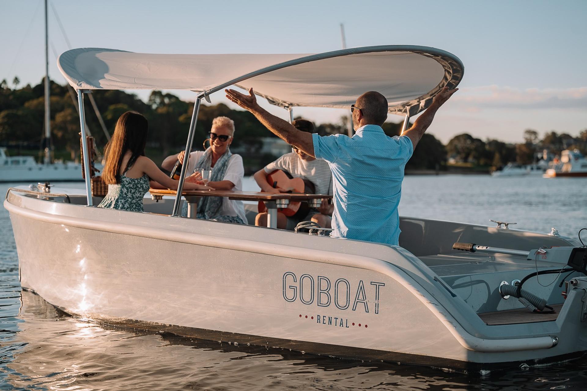 Electric Picnic Boat Rental in Sydney (Cabarita) - Thumbnail 5