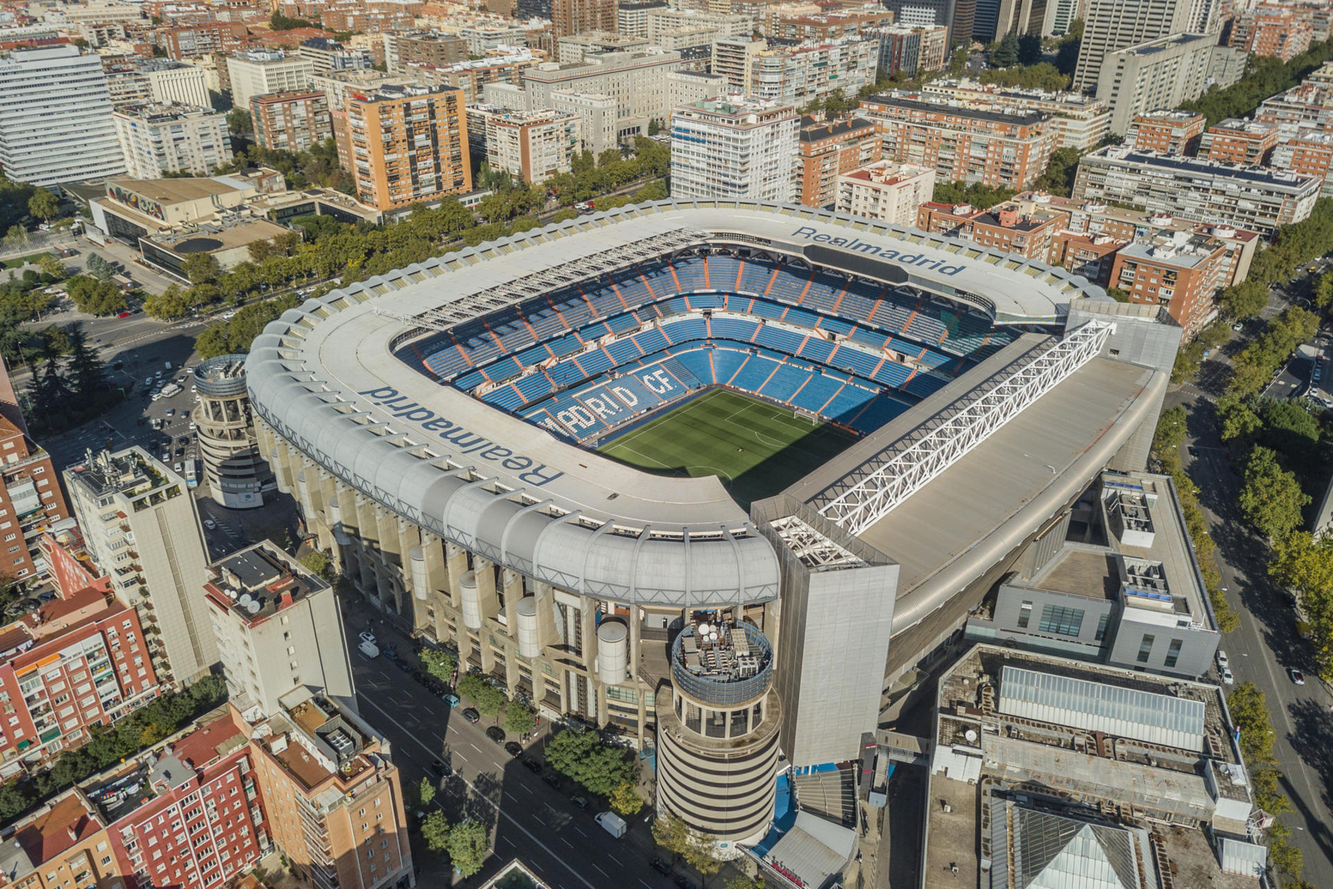 Half-day Sightseeing in Madrid - Thumbnail 2