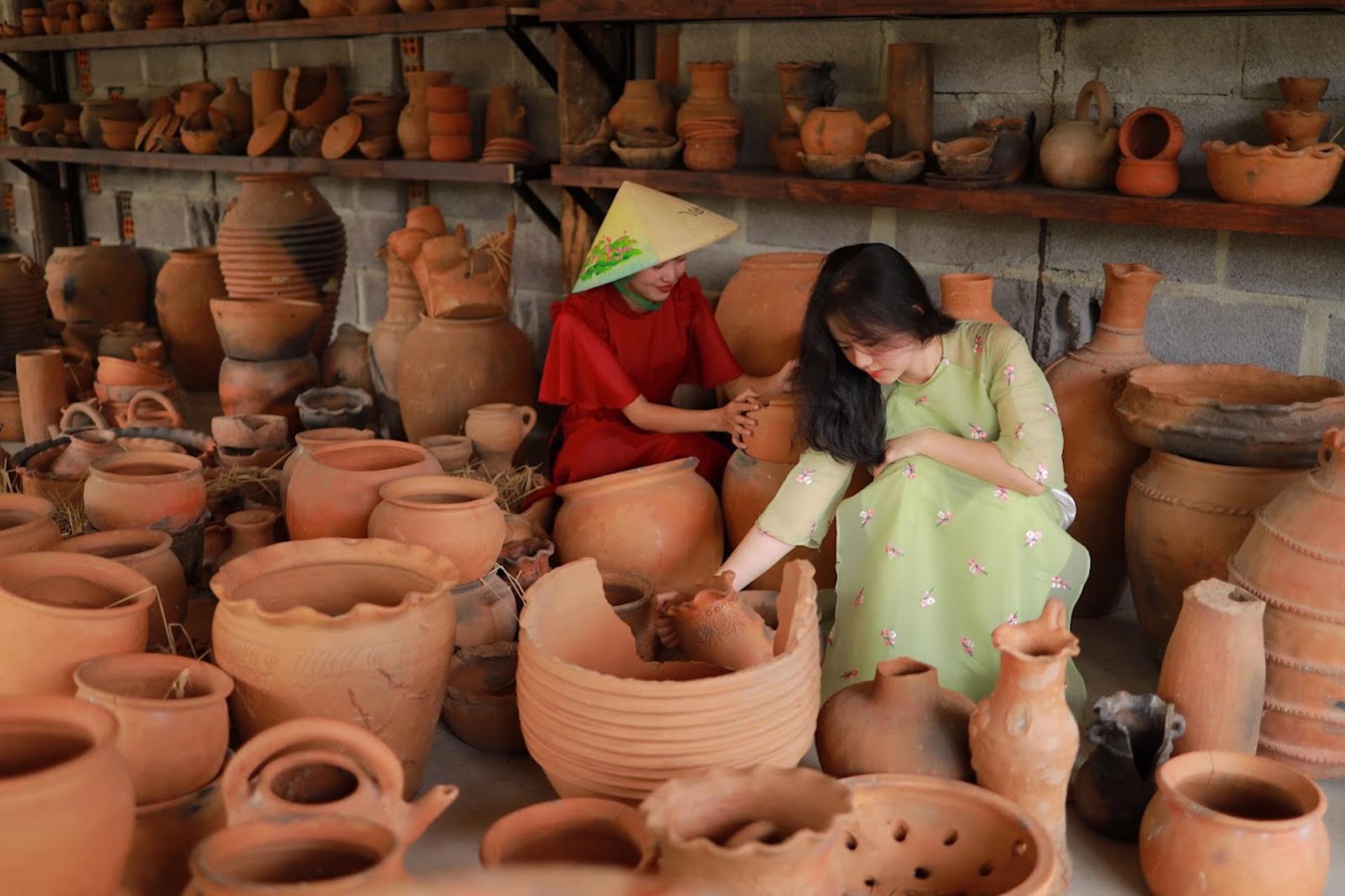 Pottery Workshop Experience at Nha Trang Xua - Thumbnail 2